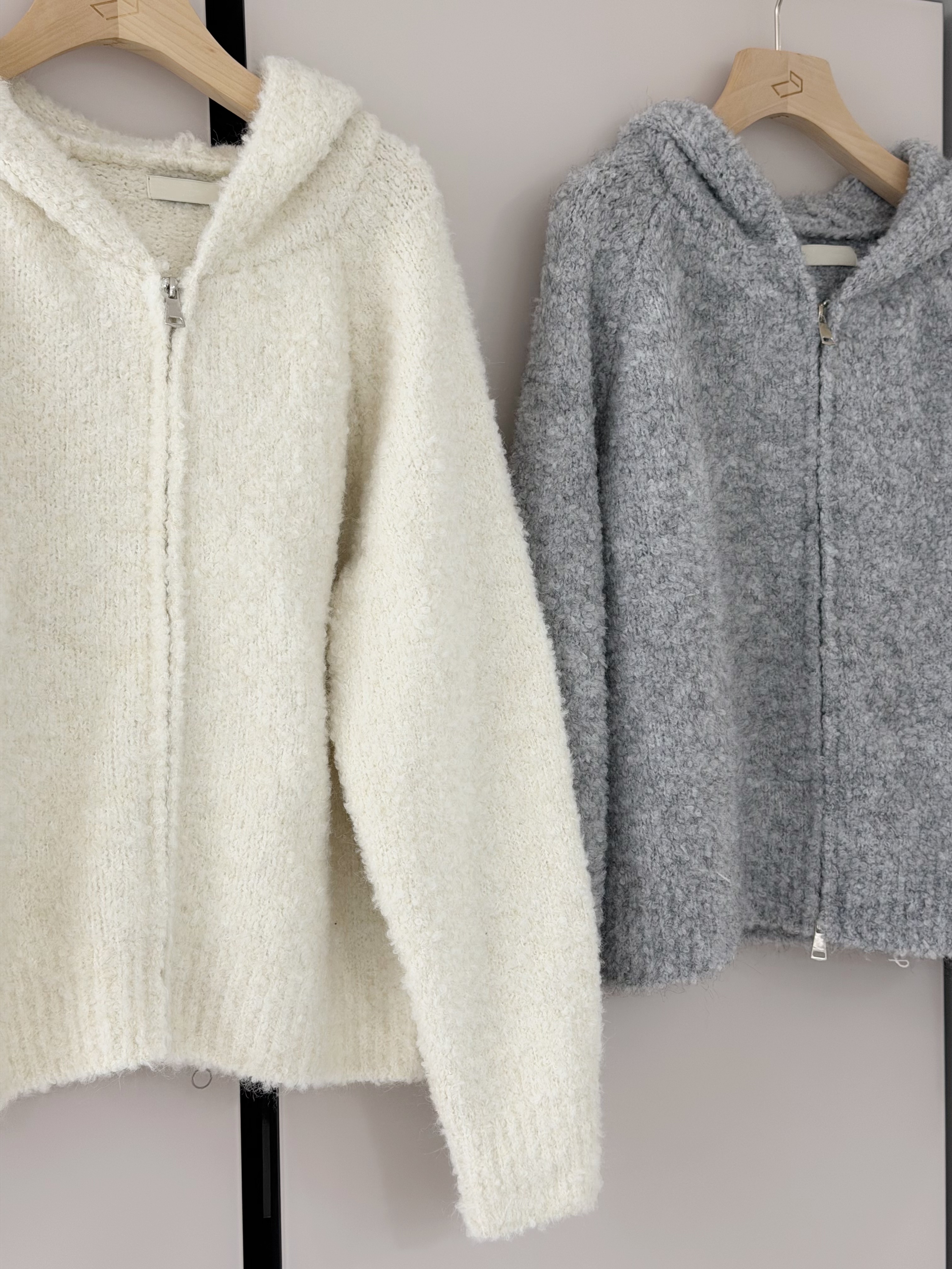 KR432 羊咩咩親膚拉鍊外套-2色