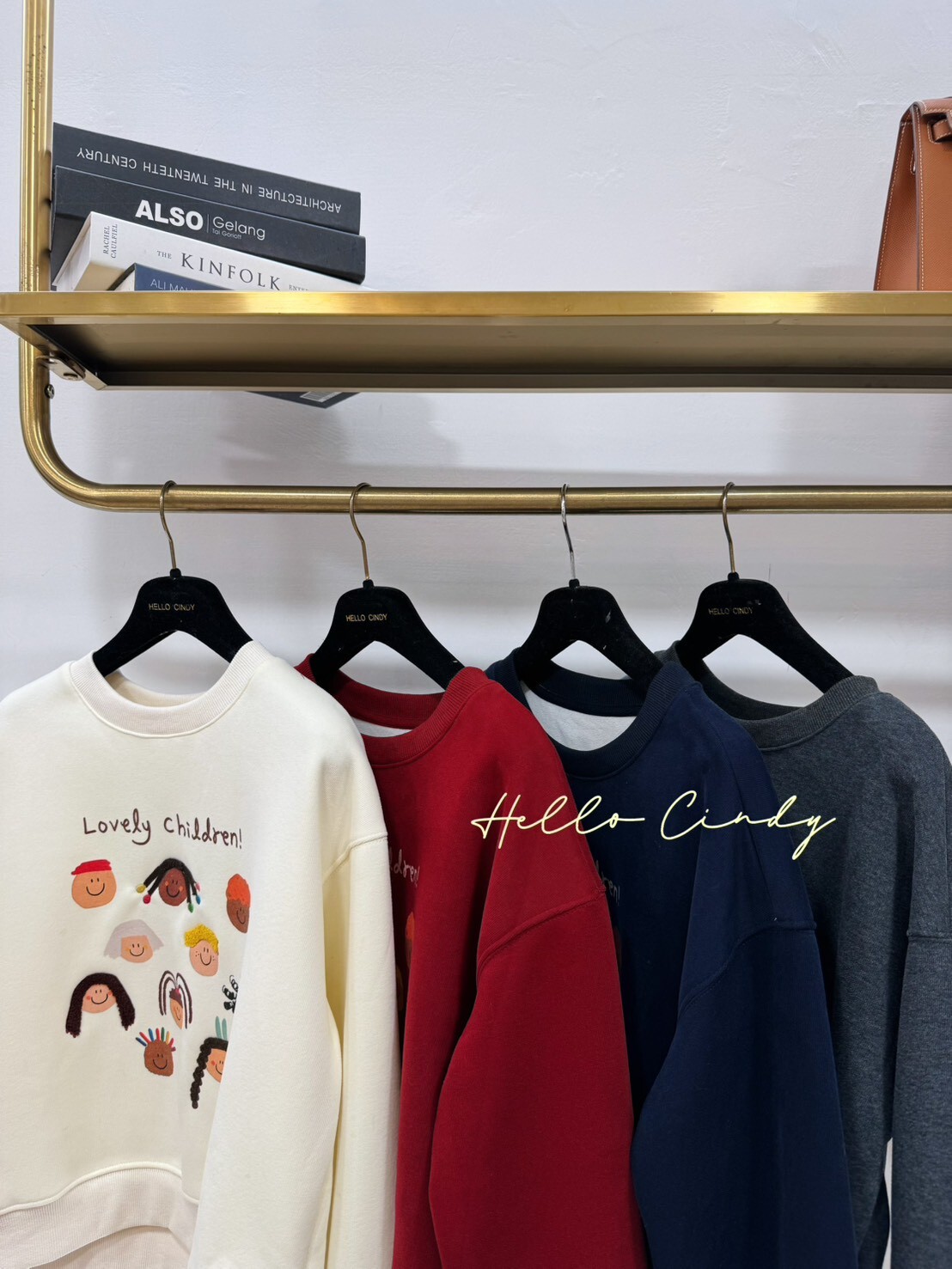 B12113 可可愛愛的立體小人物短絨毛大學ㄒ