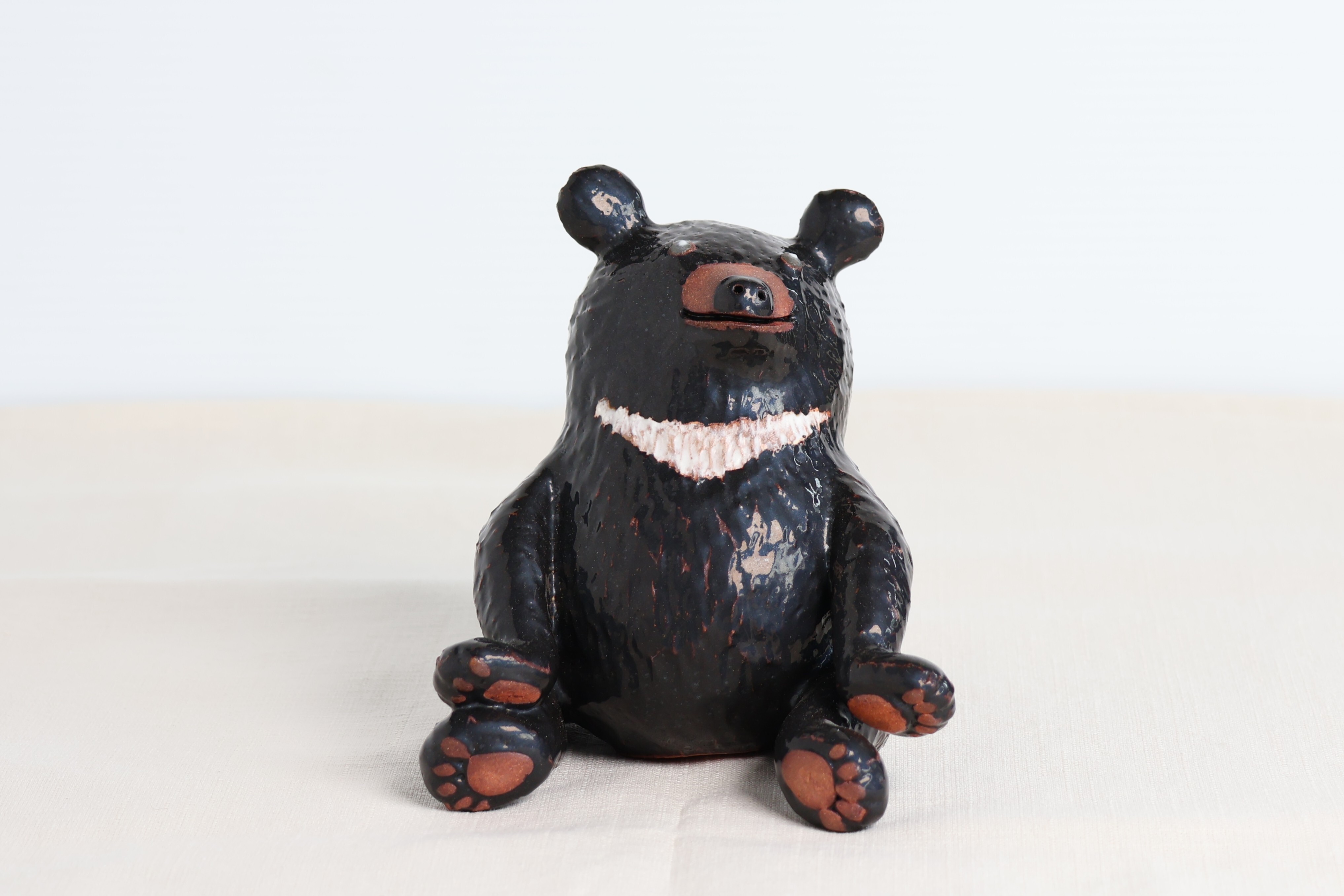 好器質 臺灣黑熊仰望