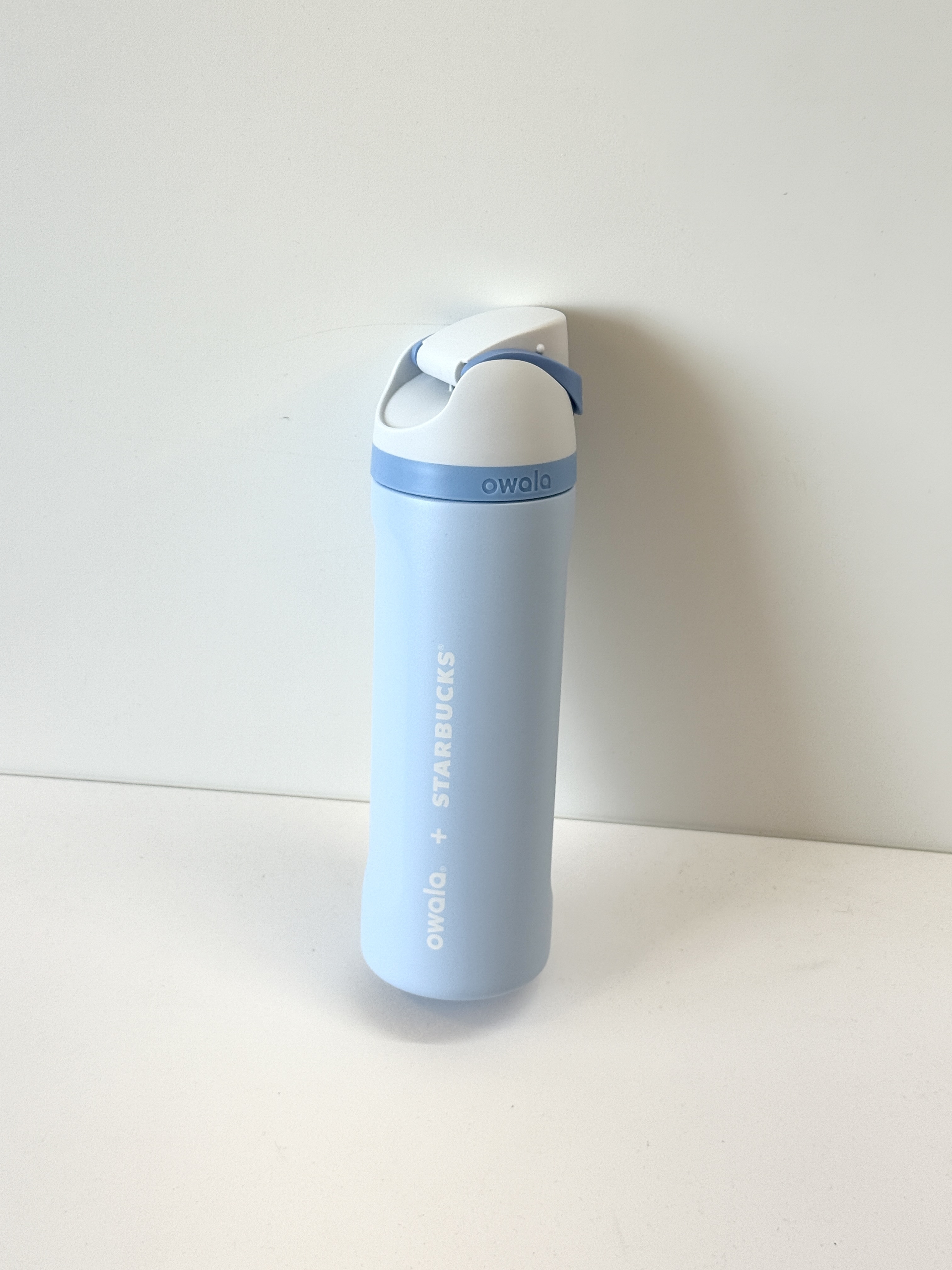 零碼現貨出清 韓國🇰🇷限定 Starbucks x Stanley x Owala 星巴克 藍色海洋系列 水壺 吸管杯 隨行杯 吸管杯 手拿杯 藍色/預購