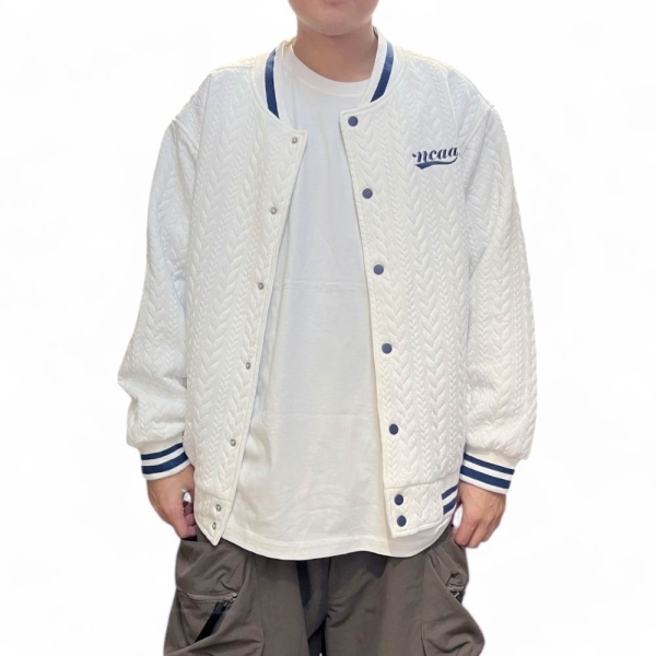 NCAA 外套 白海軍藍 麻花編織 刺繡 落肩 棒球外套 中性 7455140100