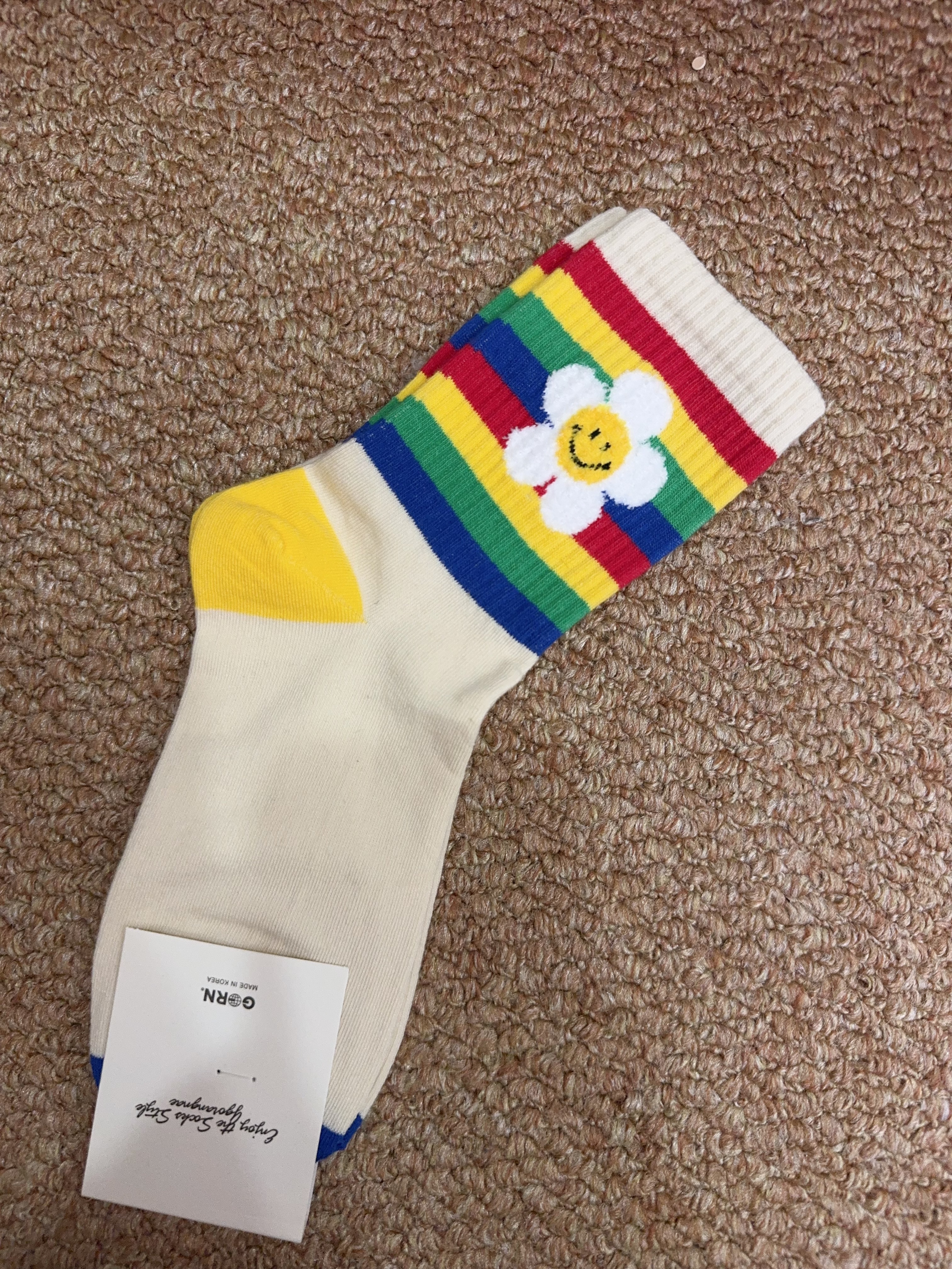 闆娘自留彩虹快樂襪(隨機)