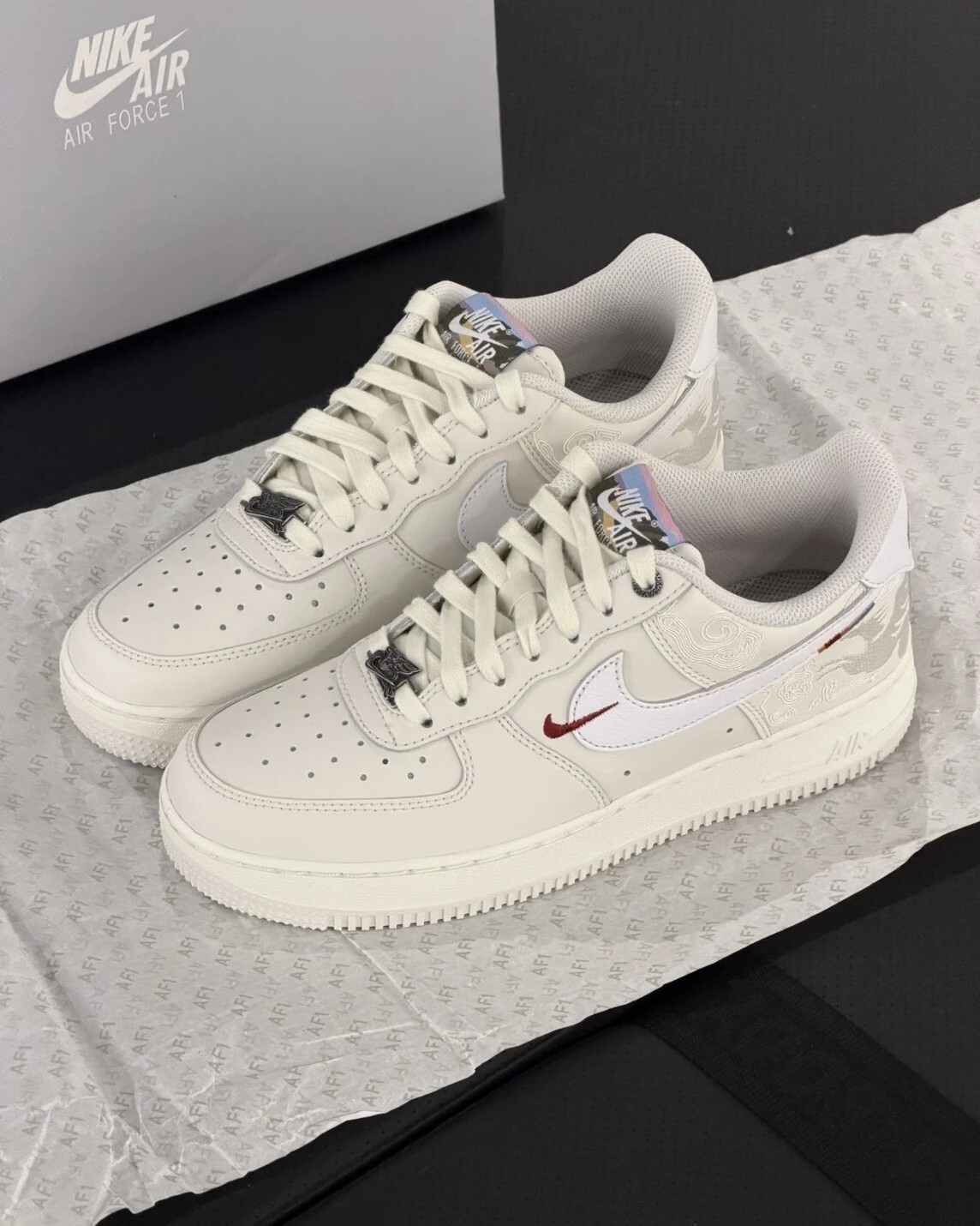 iSNEAKERS｜Nike Air Force 1 Low "Year Of The Horse" 2026馬年限定 IQ1119-011