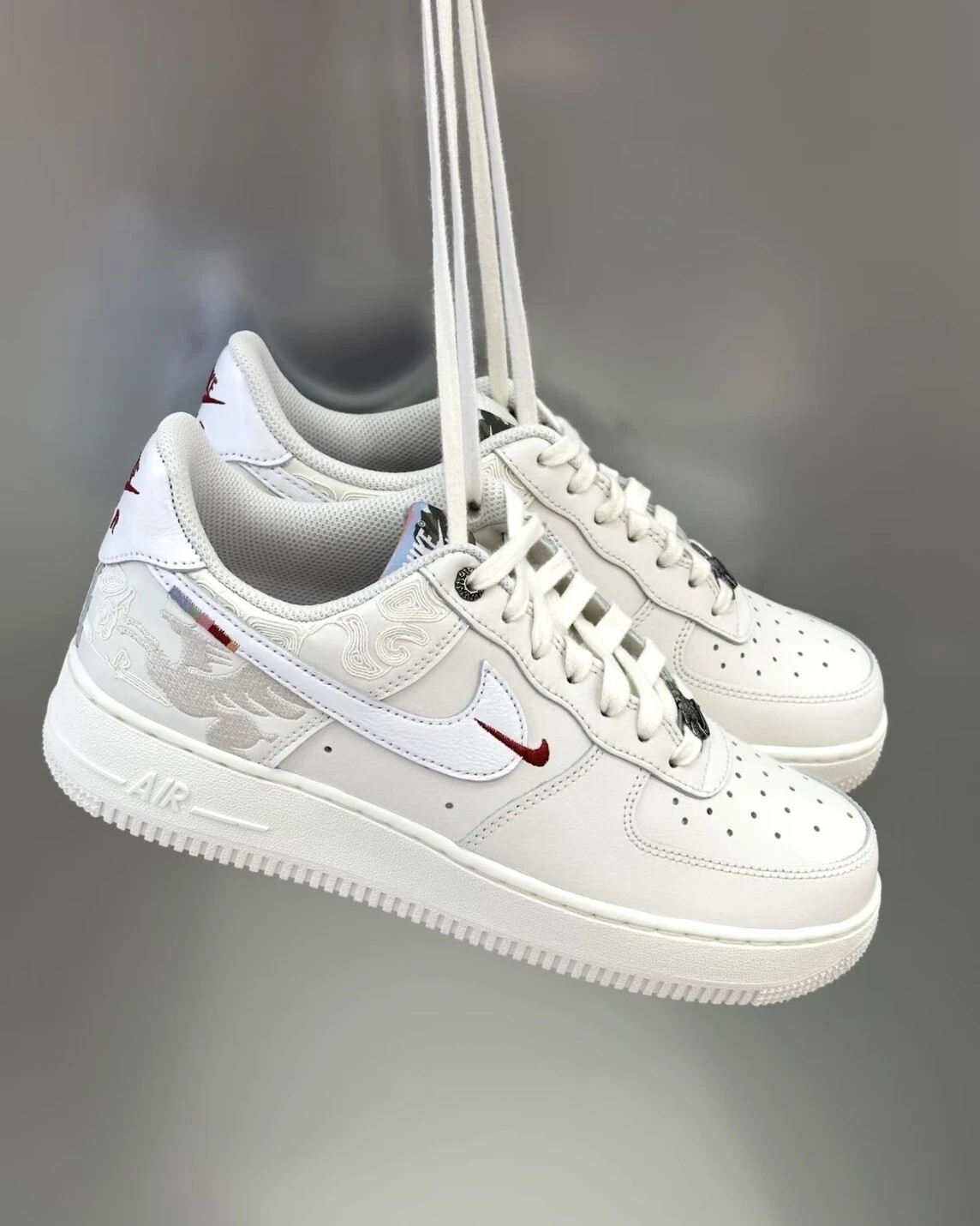 iSNEAKERS｜Nike Air Force 1 Low "Year Of The Horse" 2026馬年限定 IQ1119-011