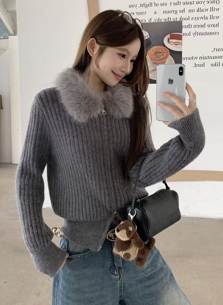 毛領雙拉鍊坑條針織衣