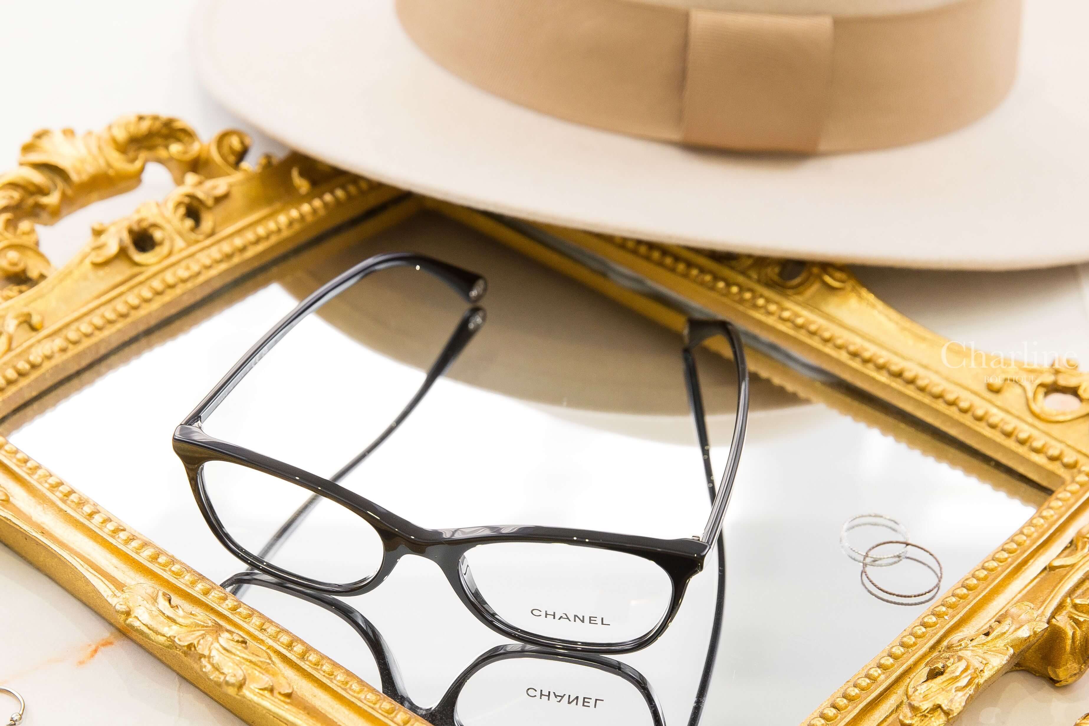 Chanel Rectangle Eyeglasses 黑色方框側邊銀色 Logo 鏡腳透明圓型CC平光眼鏡-Charline Boutique 精品代購