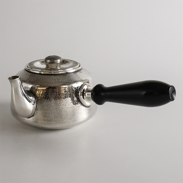 福介商店｜【大淵銀器】末廣形雅色橫手純銀急須0.26L
