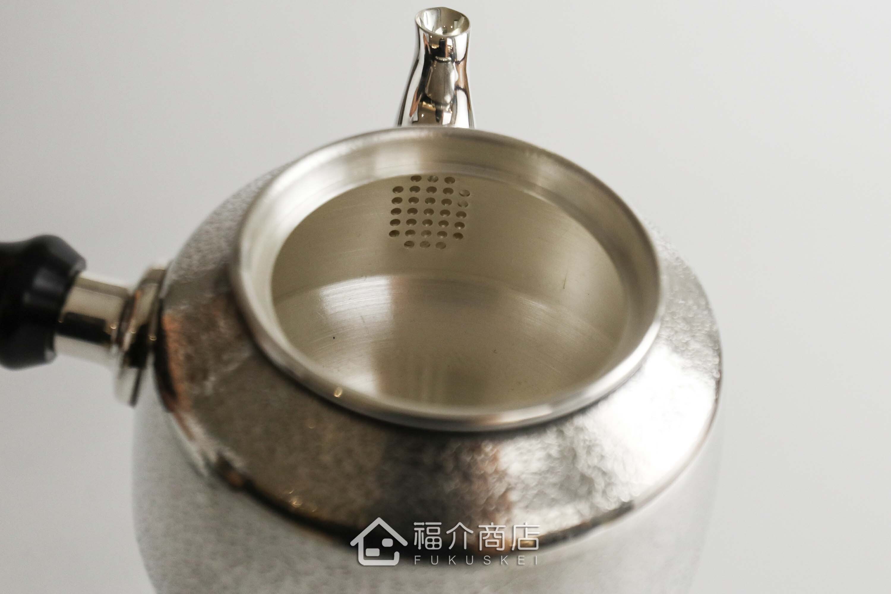 泡茶用的日本純銀茶壺