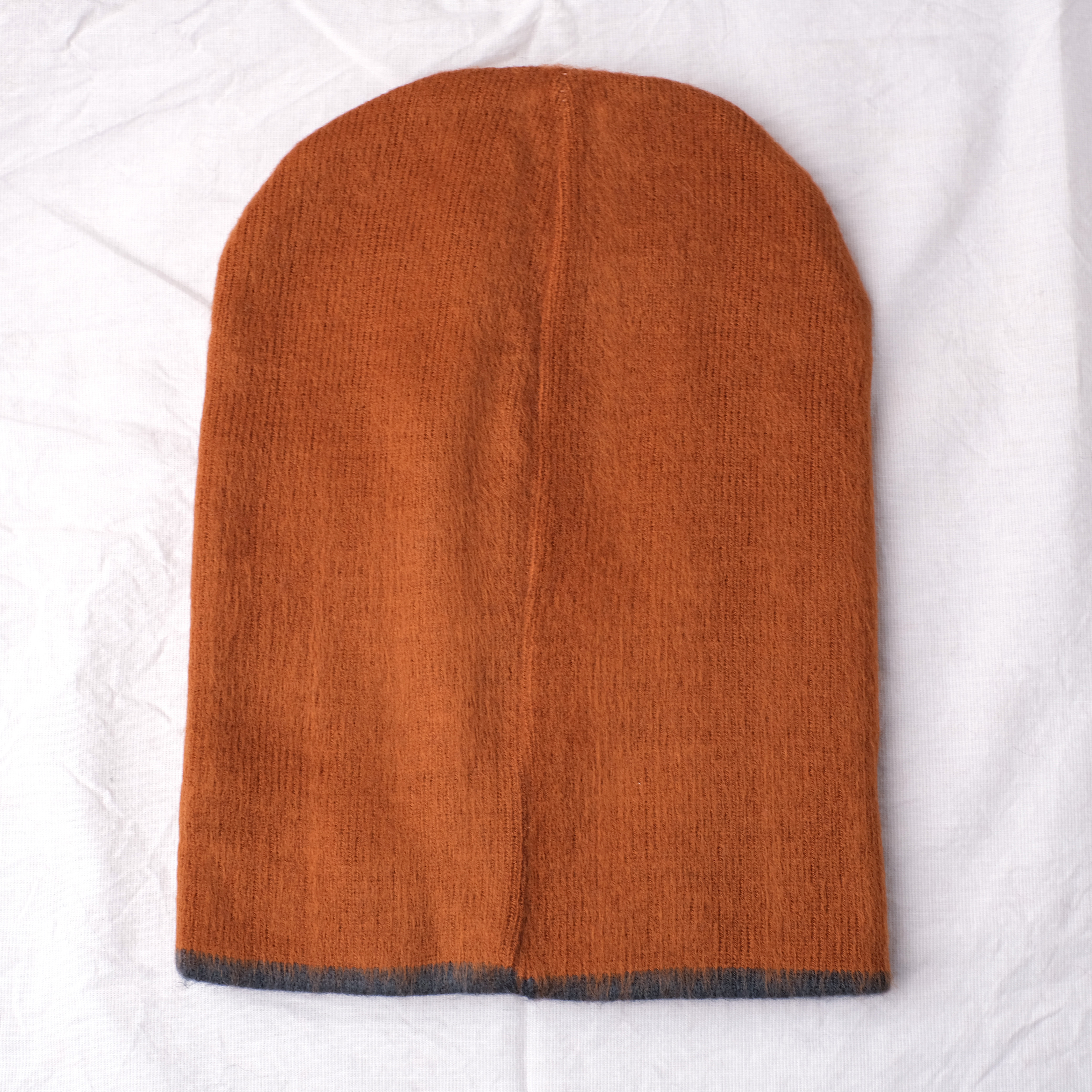 羊駝針織帽｜橘／深灰｜厄瓜多