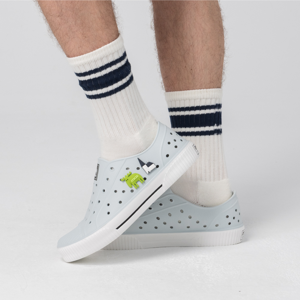 雙色洞洞餅乾水鞋 (冰川藍)