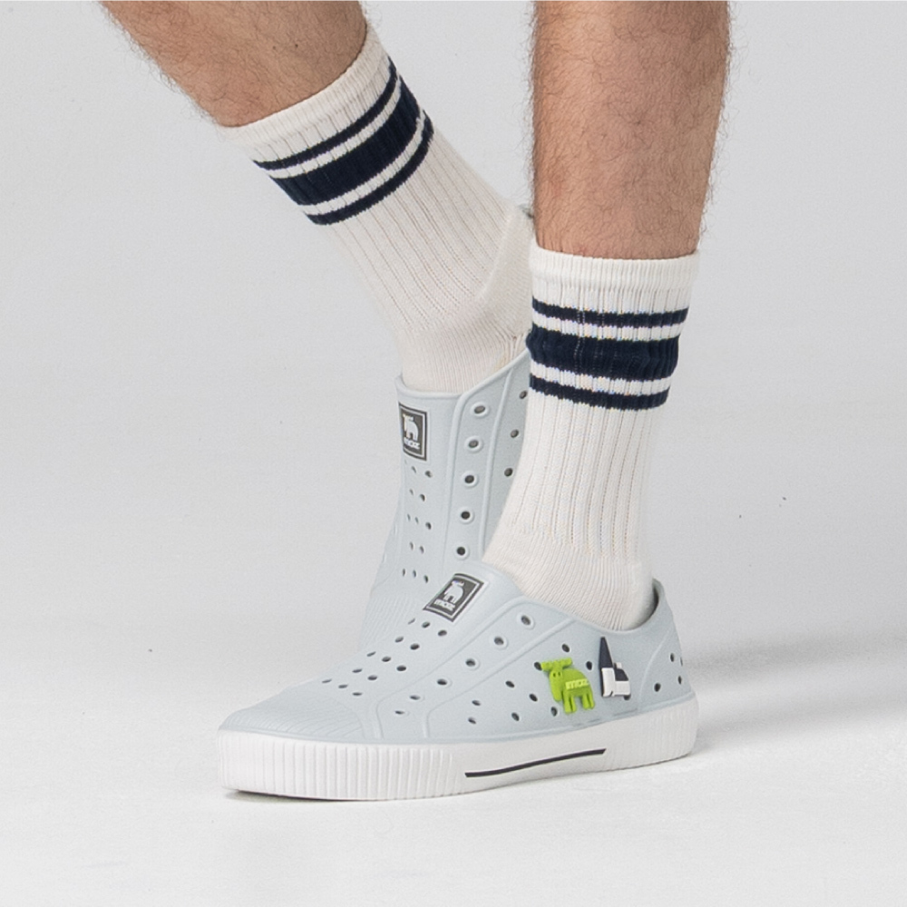 雙色洞洞餅乾水鞋 (冰川藍)