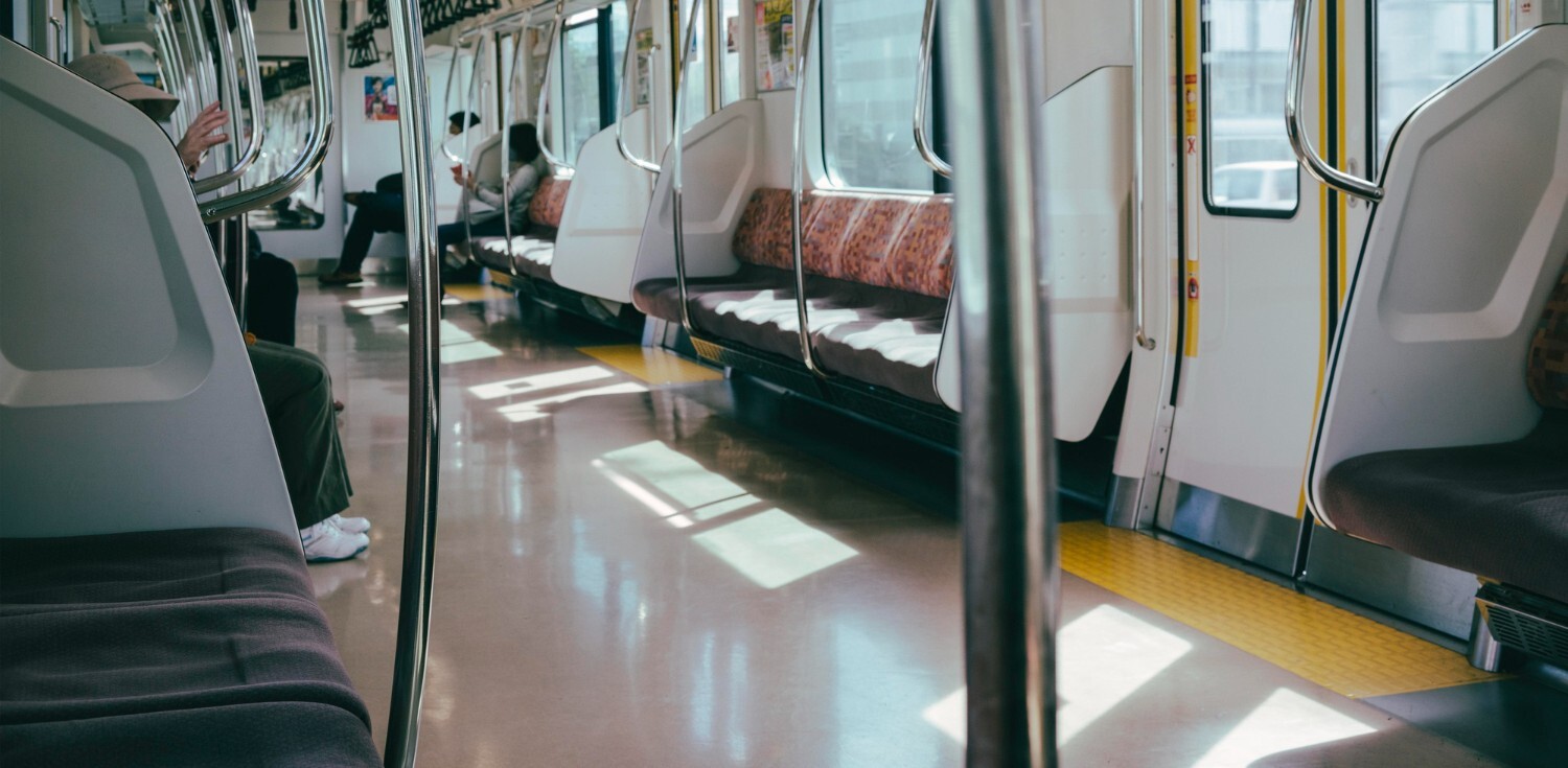 捷運遇襲如何自保