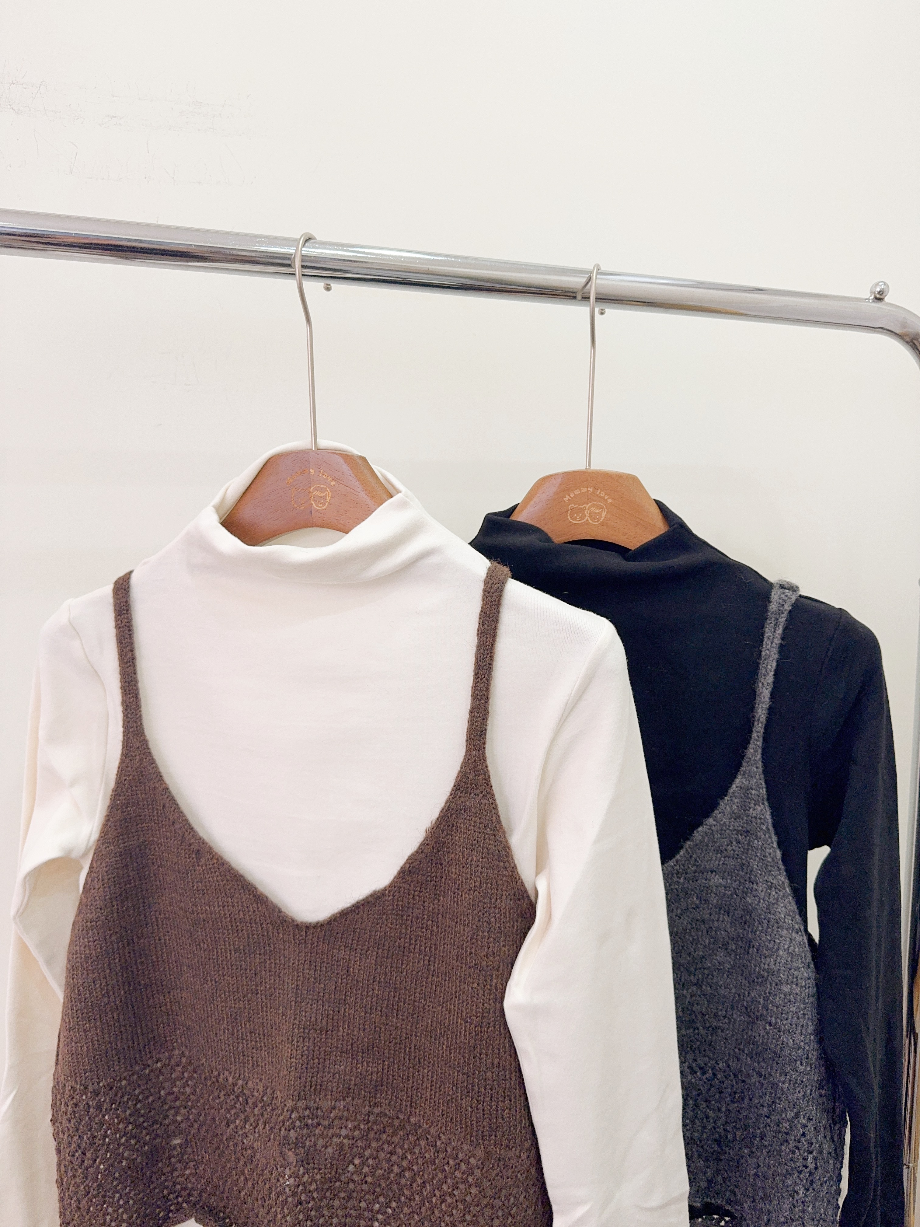 T5713Q微立領針織兩件式上衣