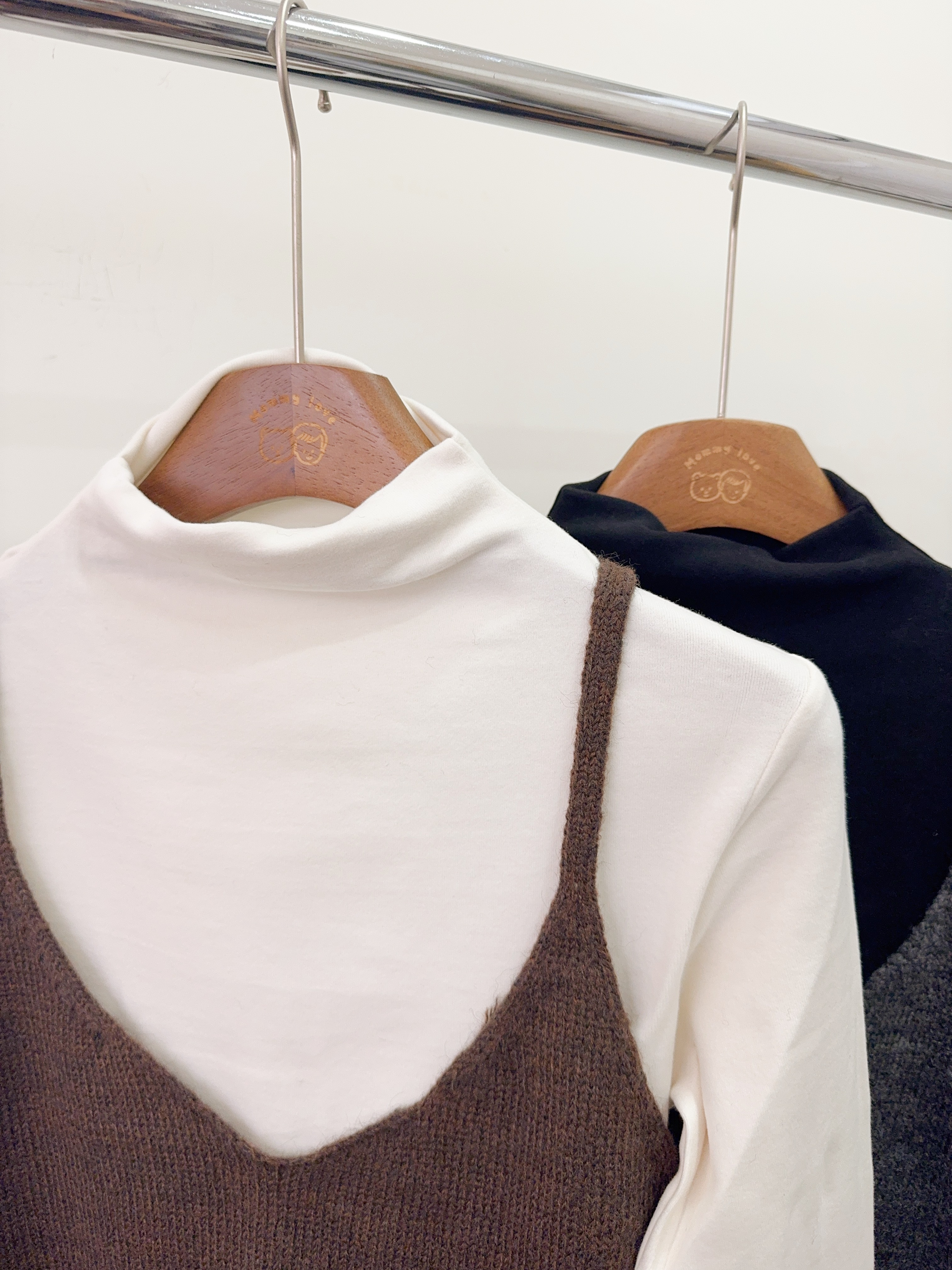 T5713Q微立領針織兩件式上衣