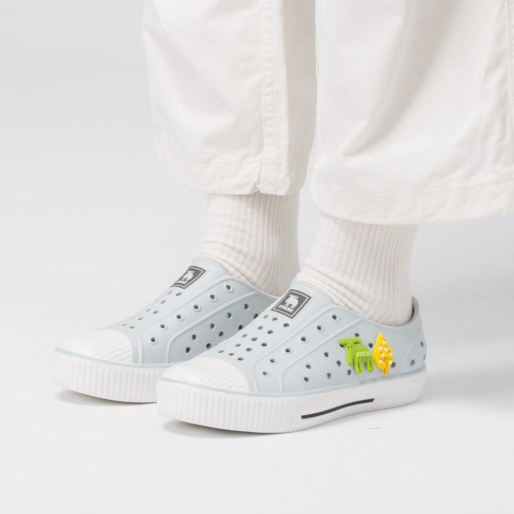 雙色洞洞餅乾水鞋 (奶蓋冰川藍)