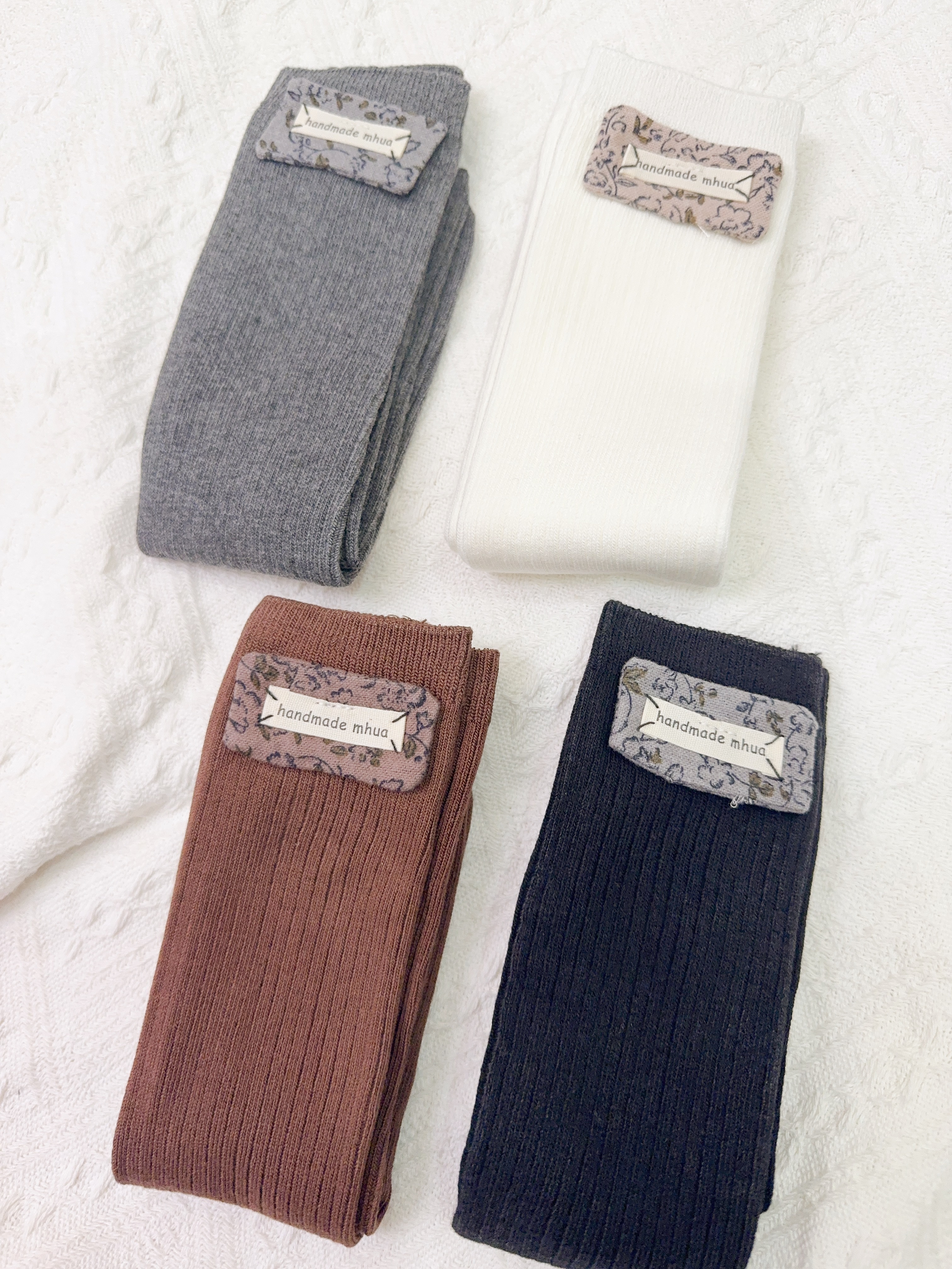 碎花貼布中長襪（隨機出不挑色）