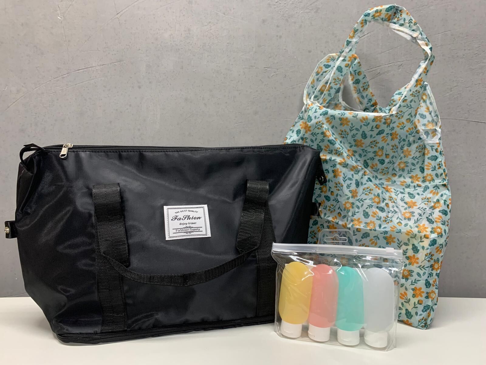 【直播】LL122410 可擴大容量旅行袋 (送大容量折疊環保袋，加送4個旅行分裝瓶 60ml)