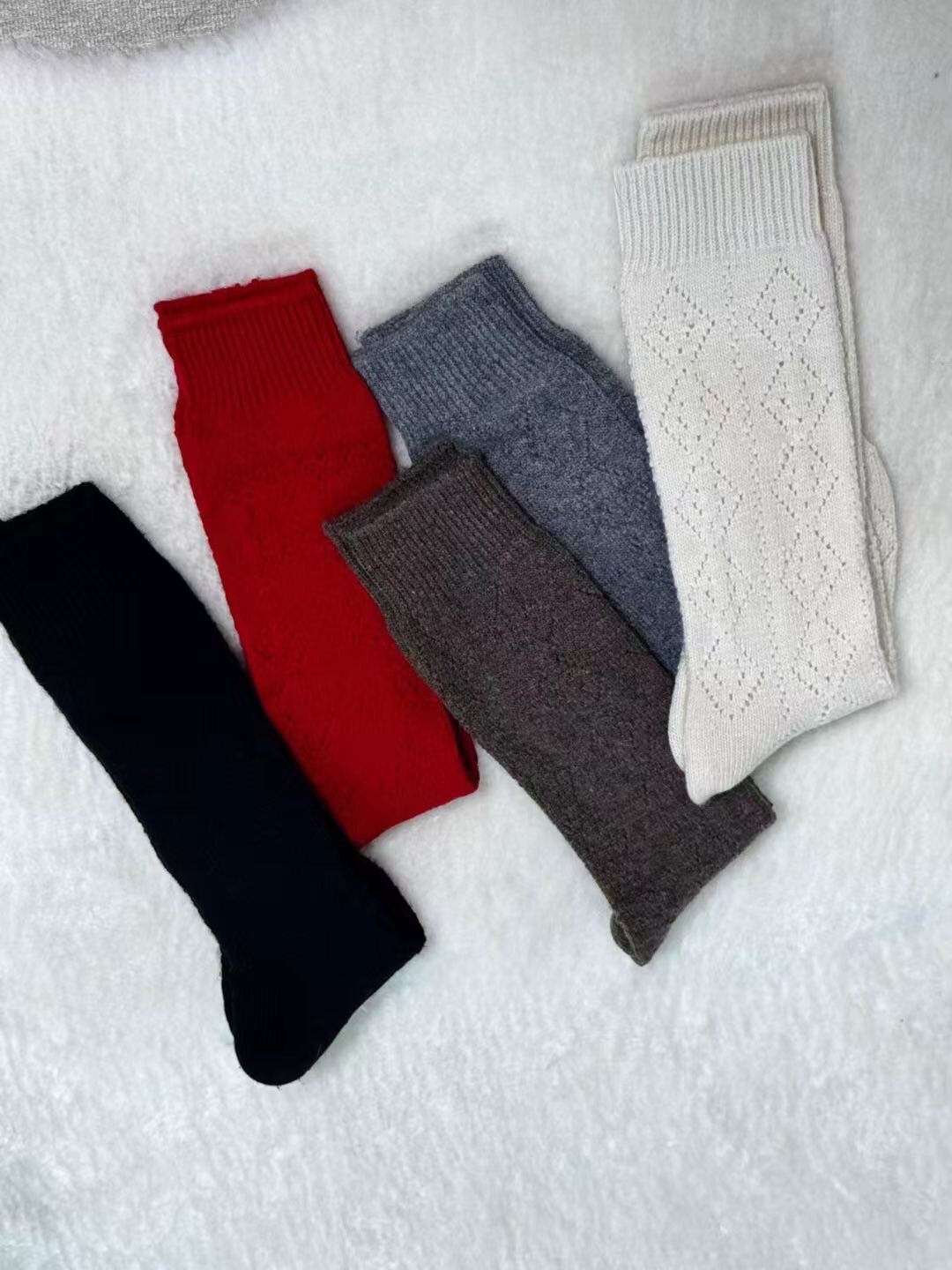秋冬溫暖色系菱格針織中筒襪 / 5色