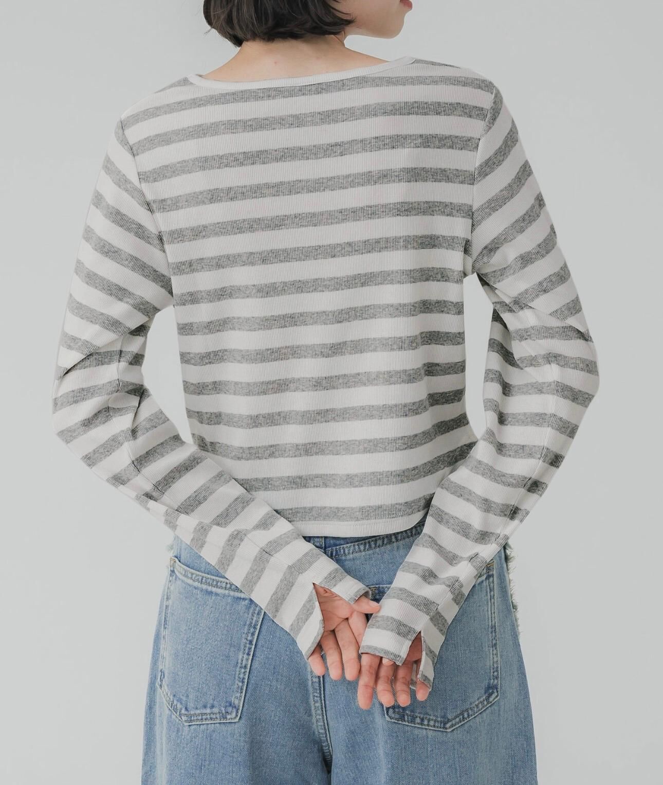 【預購】JN122403 Coca 灰白橫間長袖上衣