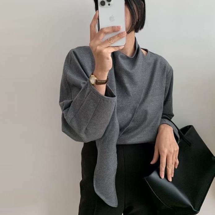 時髦女子繞脖領巾造型長袖上衣 / 2色