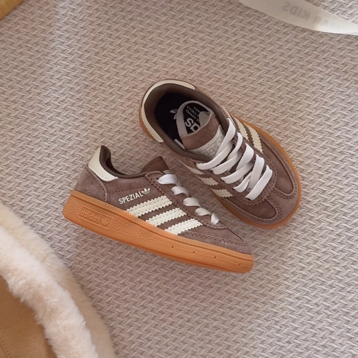 Adidas Originals Handball Spezial CF 歐洲限定 摩卡咖啡 小童 童鞋 KI3944