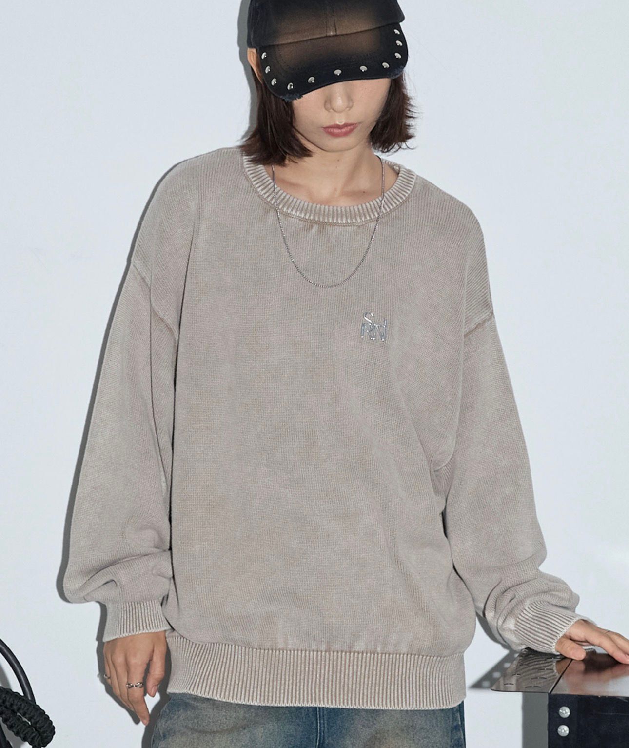 【預購】JN122405 Anchor Smith 復古雪洗金屬Logo圓領針織上衣