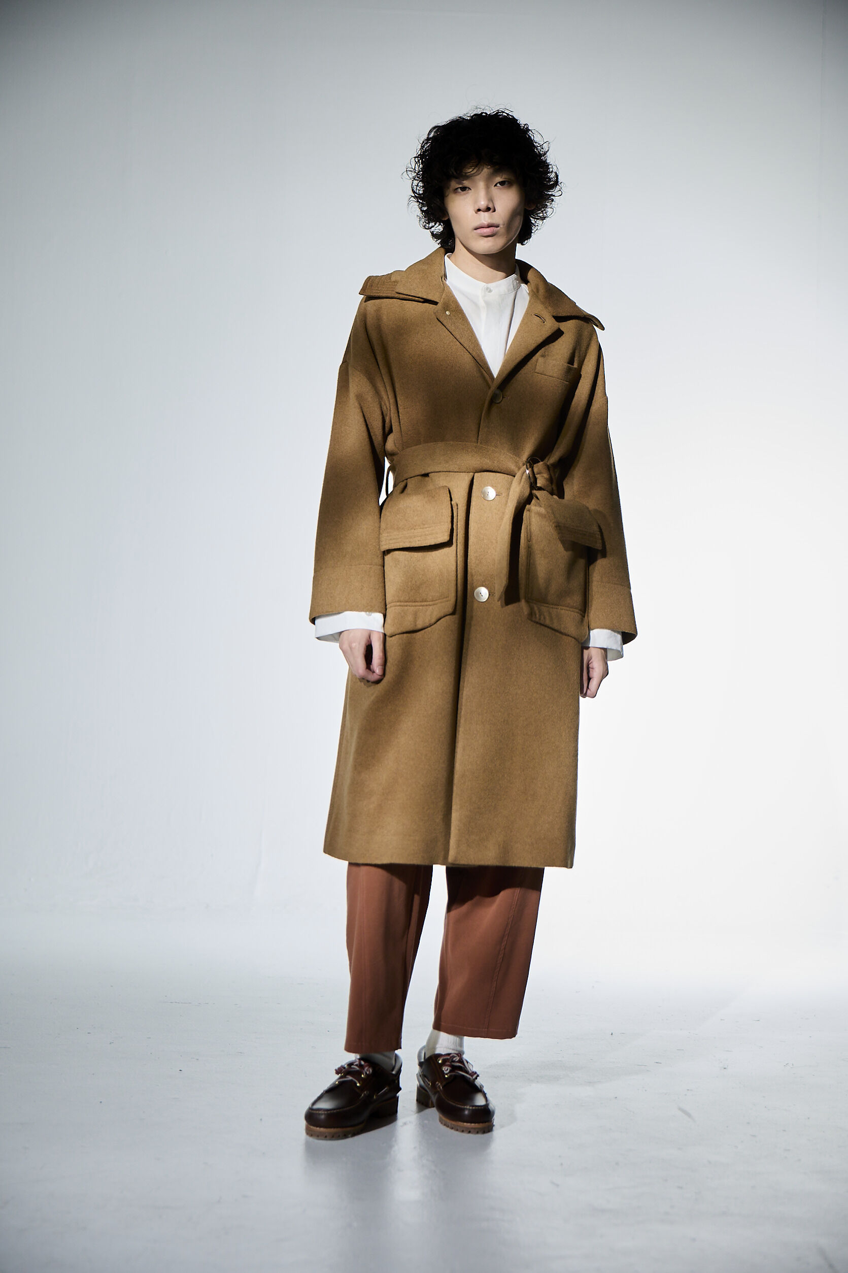 大口袋連帽大衣