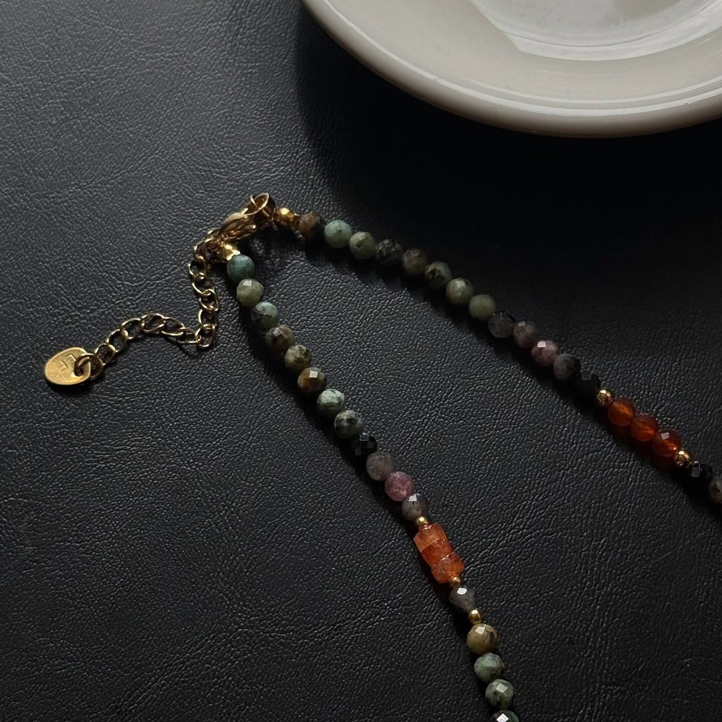 [原石] 祖母綠+紅瑪瑙+加勒比海方解石 項鍊