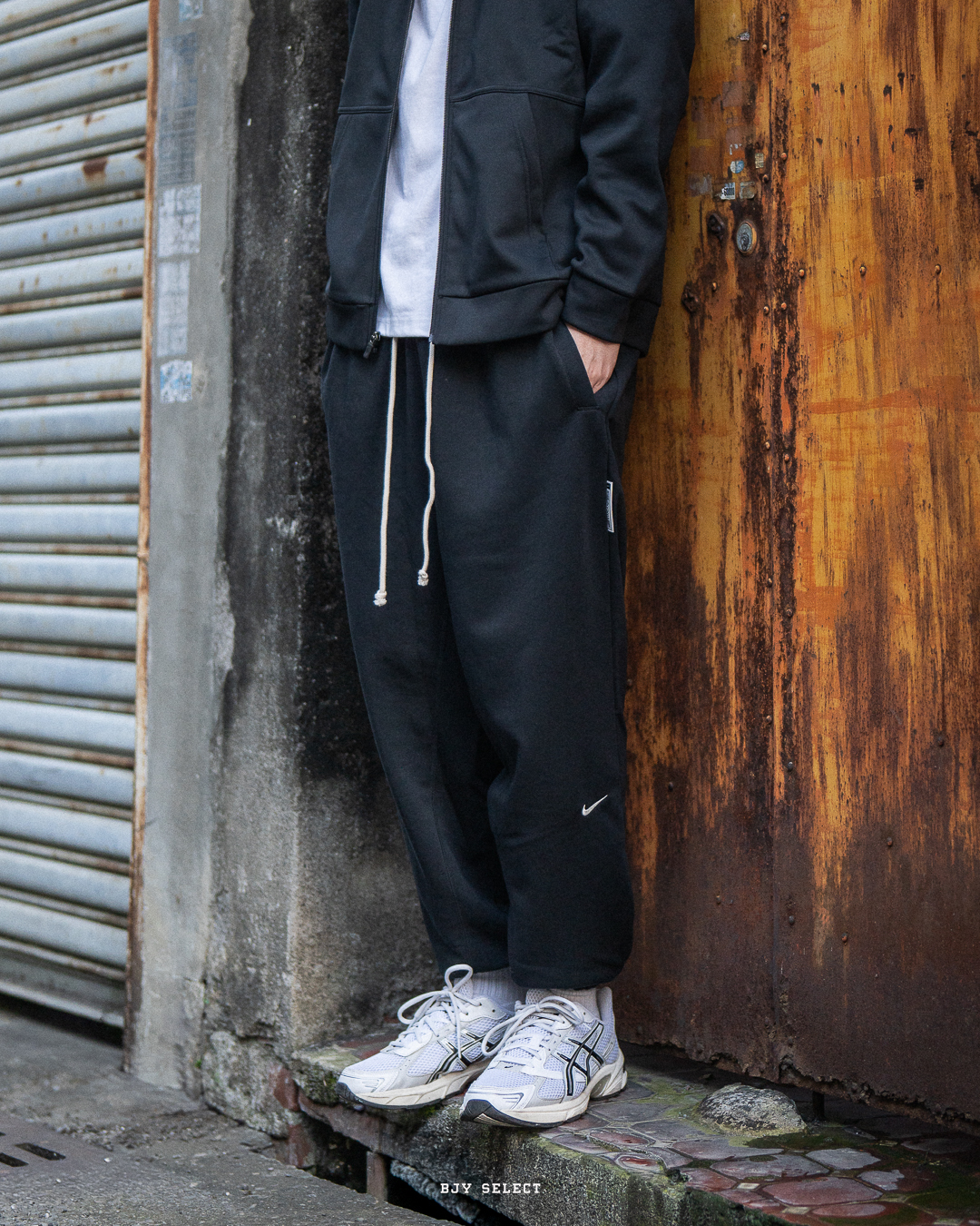 #現貨 NIKE Dri-FIT 重磅 刺繡LOGO 縮口褲 黑色 灰色 FZ0225-010 FZ0225-063