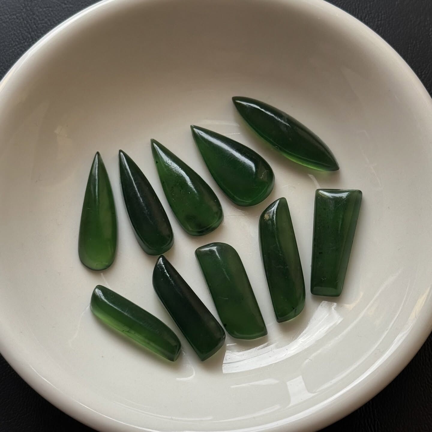 [原石] 冰種蛇紋石 水晶蛋面