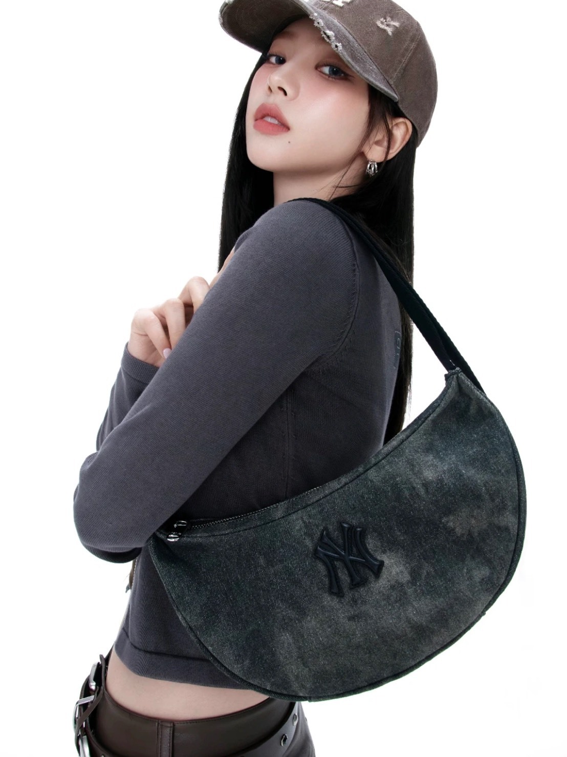 MLB 25SS 水洗 牛仔 腋下包 KARINA同款
