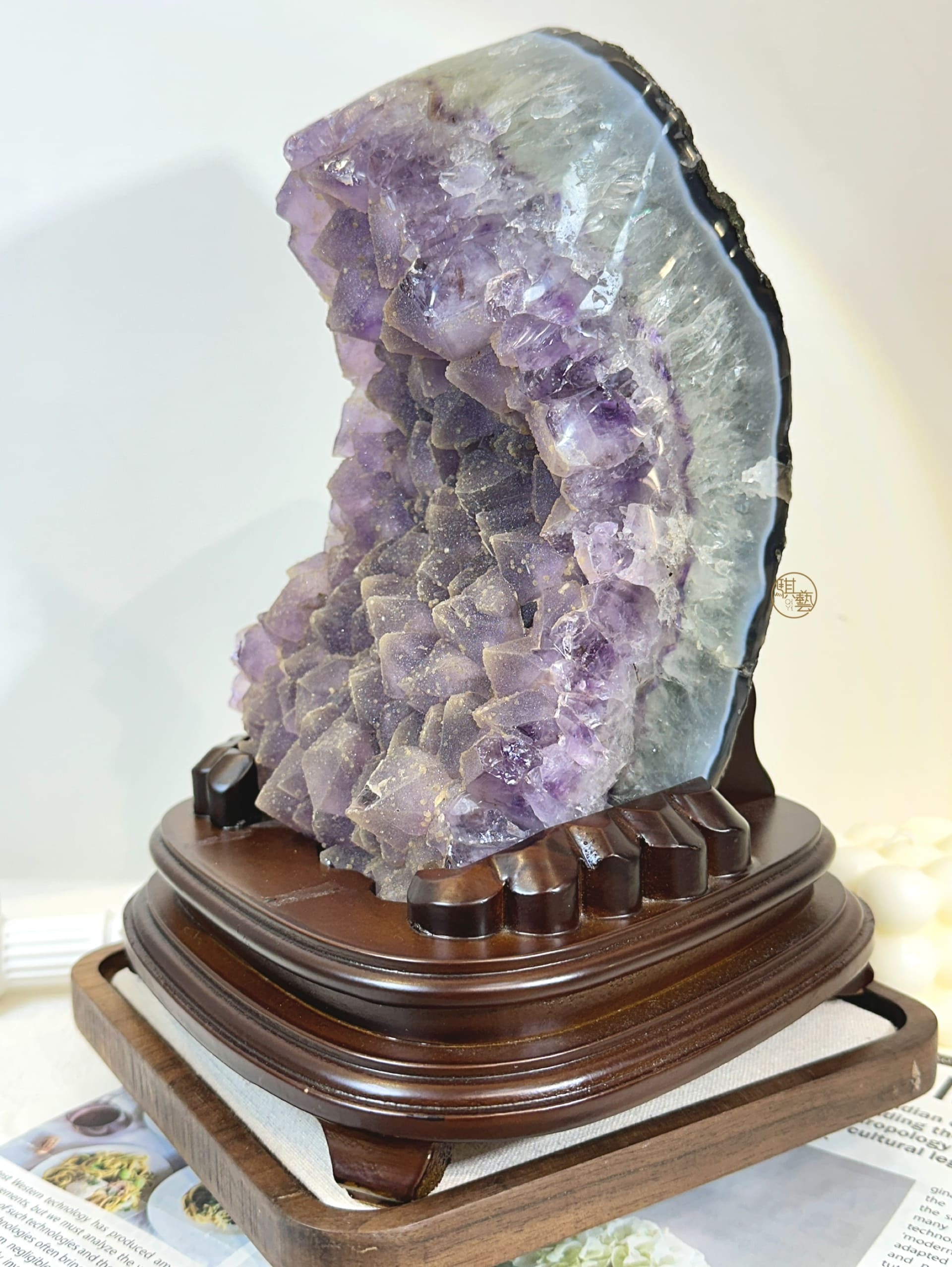 軟糖爆球花晶鎮F056｜聚氣爆發・夢幻異象・能量核心擺件