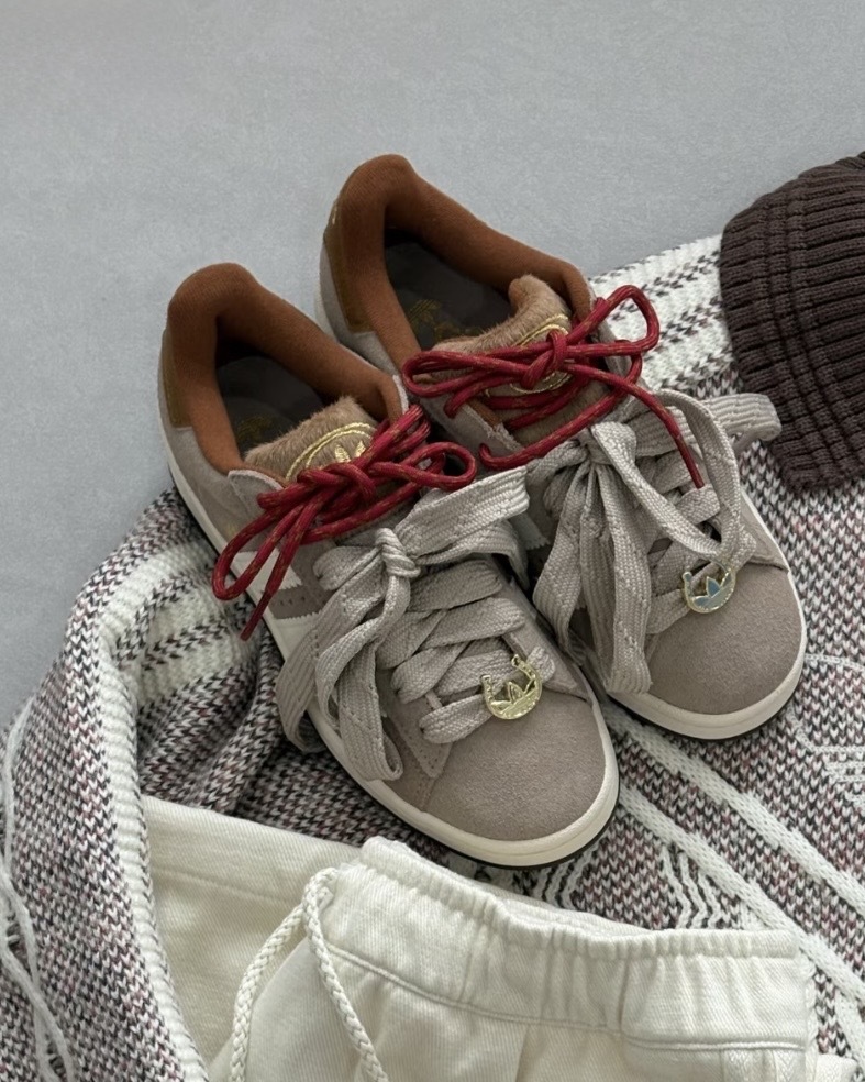 ADIDAS CAMPUS 00S 2026年 馬年限定 馬蹄 燕麥灰 焦糖棕 男女鞋 KJ8724 / 預購