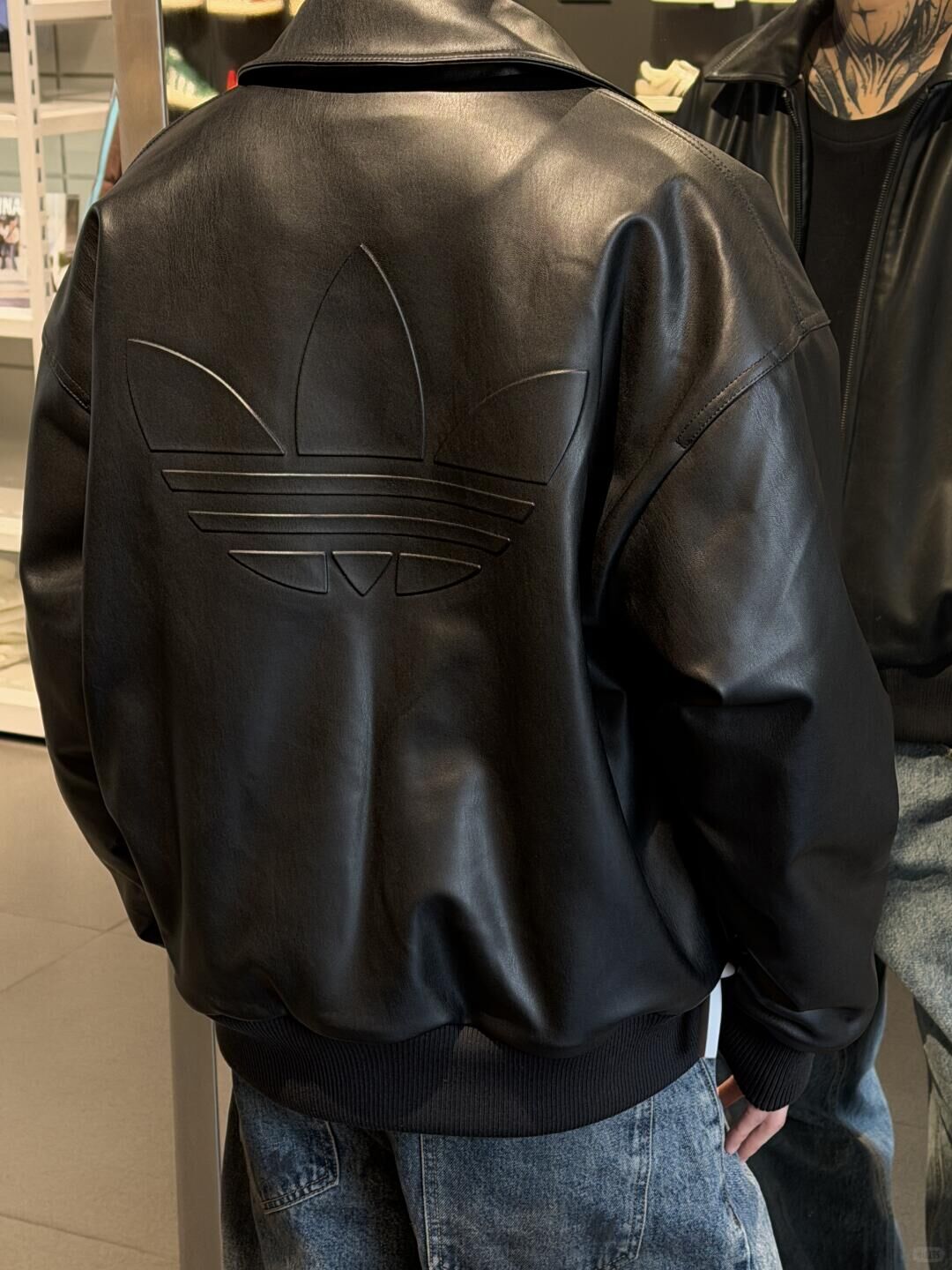 <快下單!!一直在漲價!!> 國外限定 Adidas Originals Sherpa FW25 皮衣 皮革 外套 夾克 防風 翻領 加絨 黑色IA7525/灰色IA7526