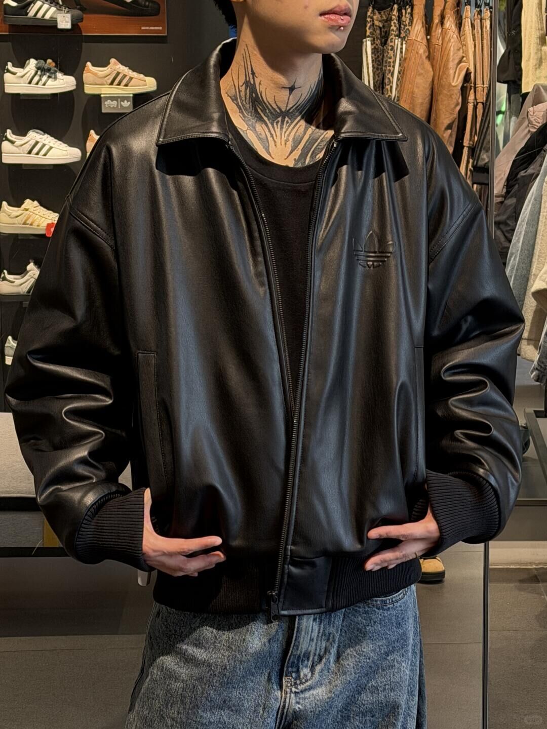 <快下單!!一直在漲價!!> 國外限定 Adidas Originals Sherpa FW25 皮衣 皮革 外套 夾克 防風 翻領 加絨 黑色IA7525/灰色IA7526