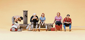 Preiser 10443 HO規休閒運動系列 - 春季健行者