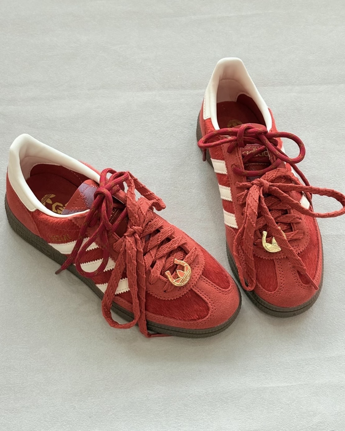 ADIDAS HANDBALL SPEZIAL 2026年 馬年限定 馬蹄 馬毛 紅色 男女鞋 KJ6299 / 調貨