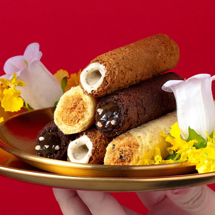 【青鳥旅行】春舞金燦Ｂ－綜合蛋捲禮盒12入  (2026新年預訂)