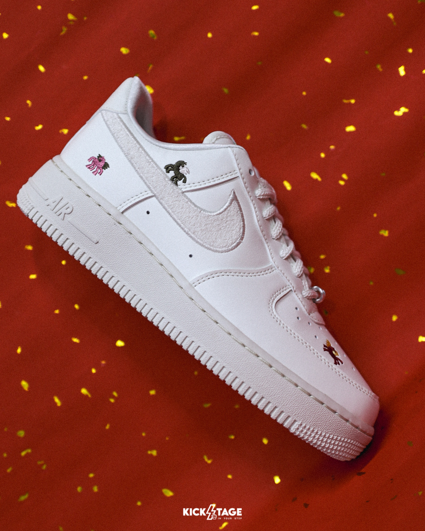 女鞋 NIKE W AIR FORCE 1 '07 'CNY' 白 馬年 新年 飛馬刺繡 立體LOGO 珠子 皮革 休閒鞋【IQ1143-100】