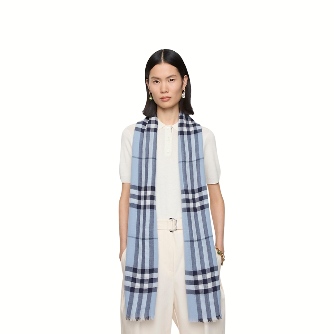 1FF0101-043 BURBERRY Wide Check Wool Scarf Bank Blue (SS26) #8112465 (F-EU-E)