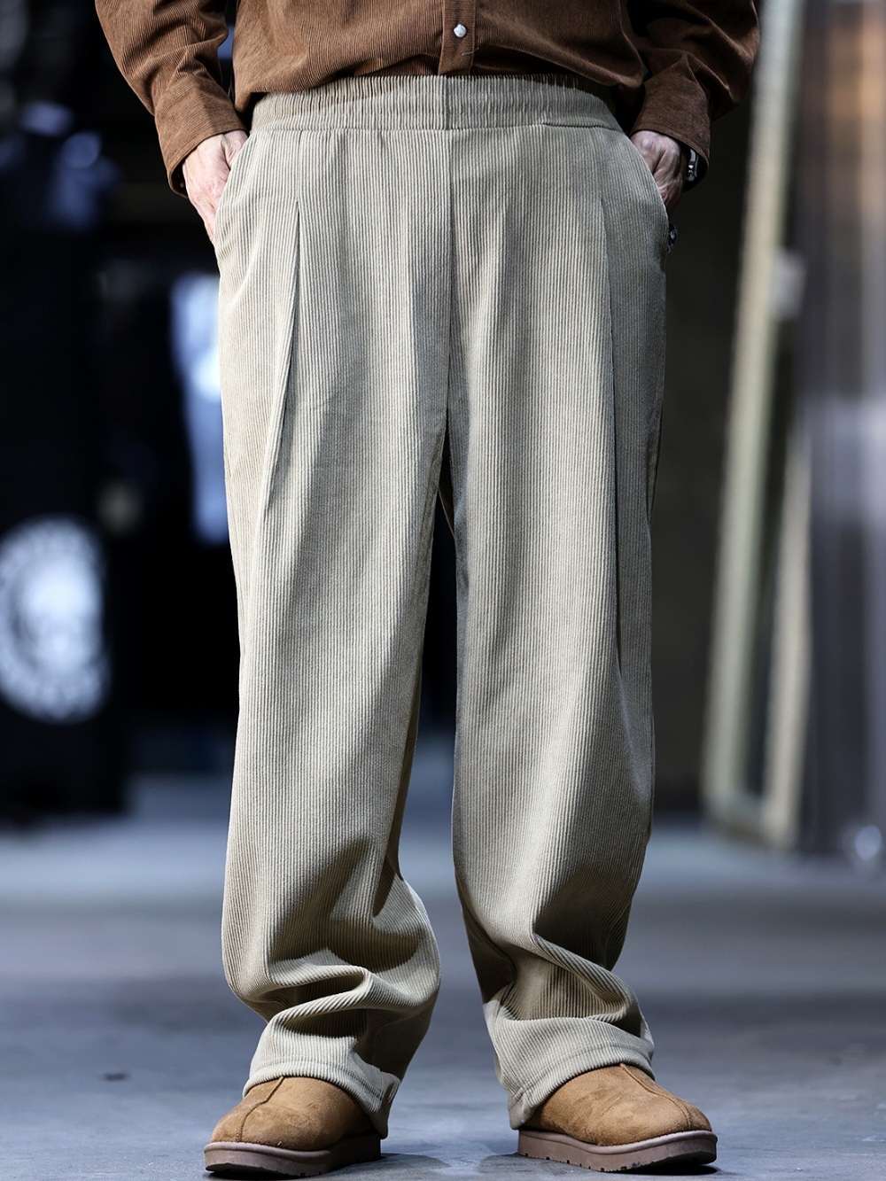 寬鬆燈芯絨休閒褲