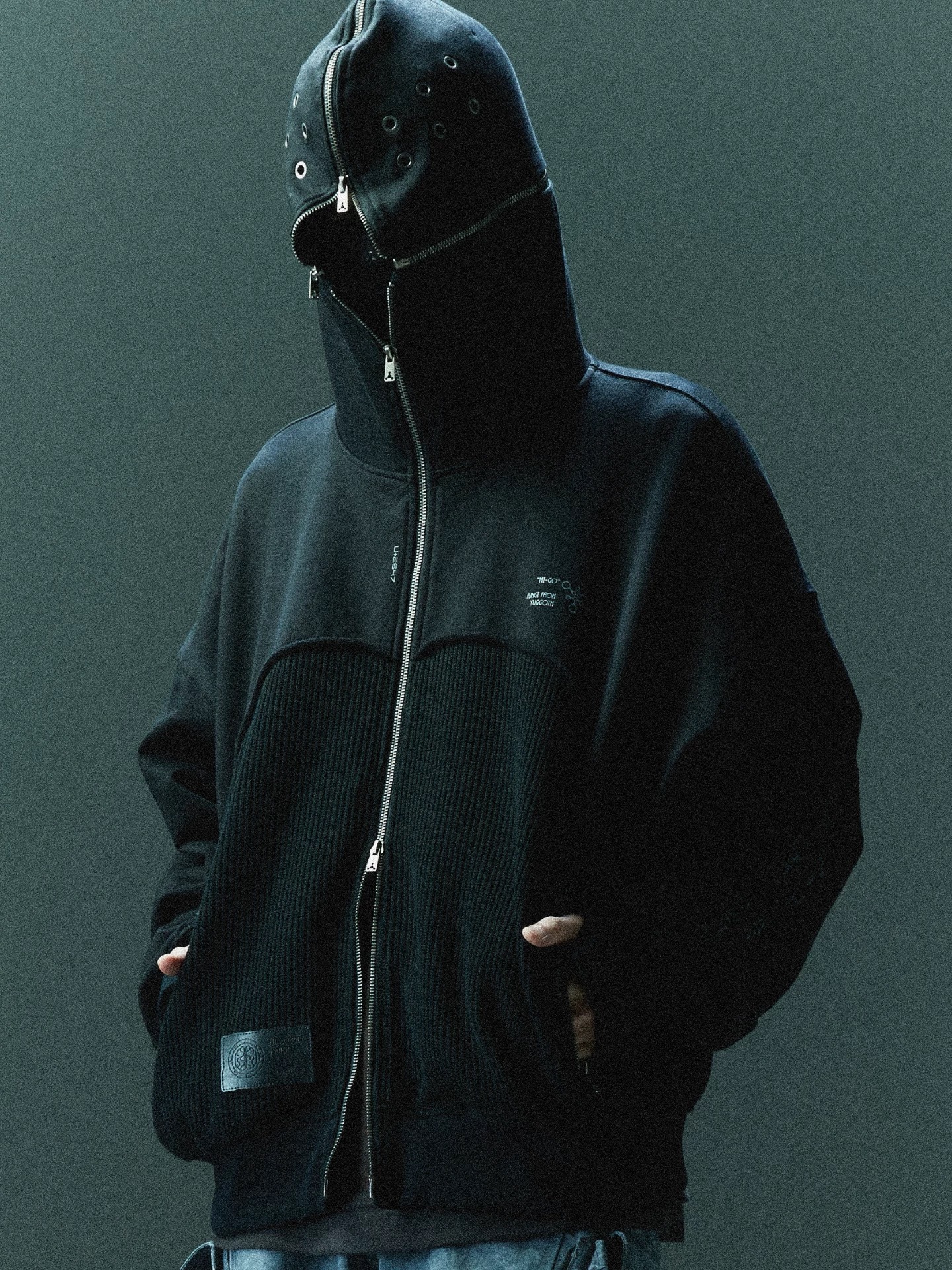 吉考斯工業 重磅拉鍊針織外套