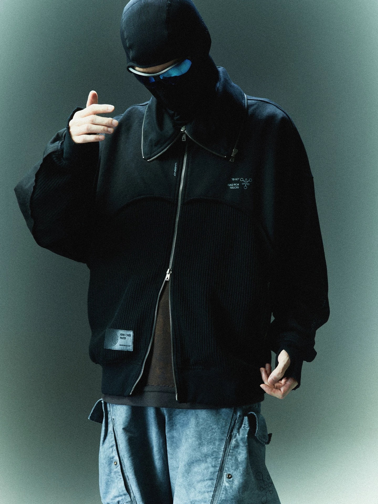 吉考斯工業 重磅拉鍊針織外套