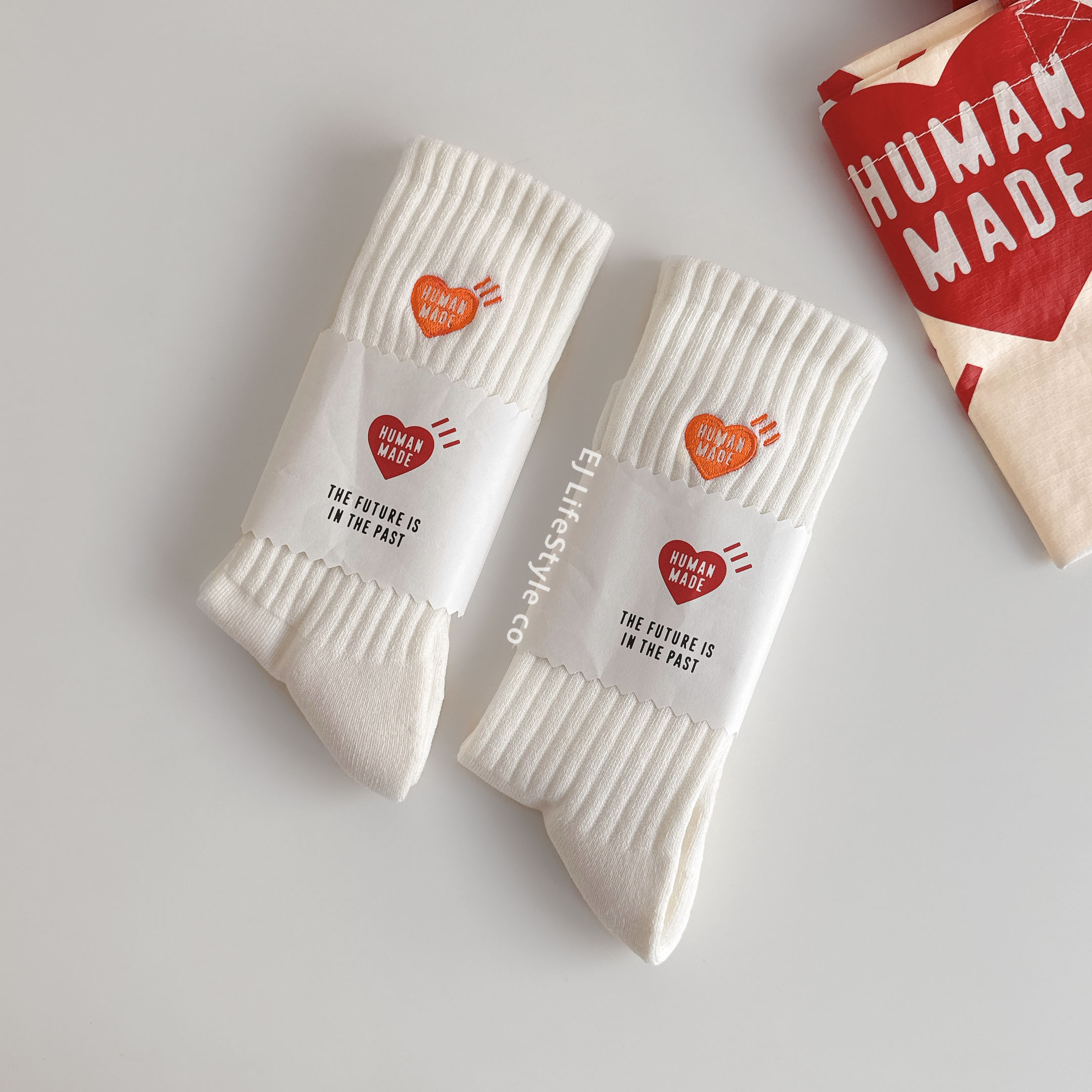 日本限定🇯🇵 HUMAN MADE 襪子 中筒襪 長襪 橘色 刺繡愛心 奶油白 / 現貨