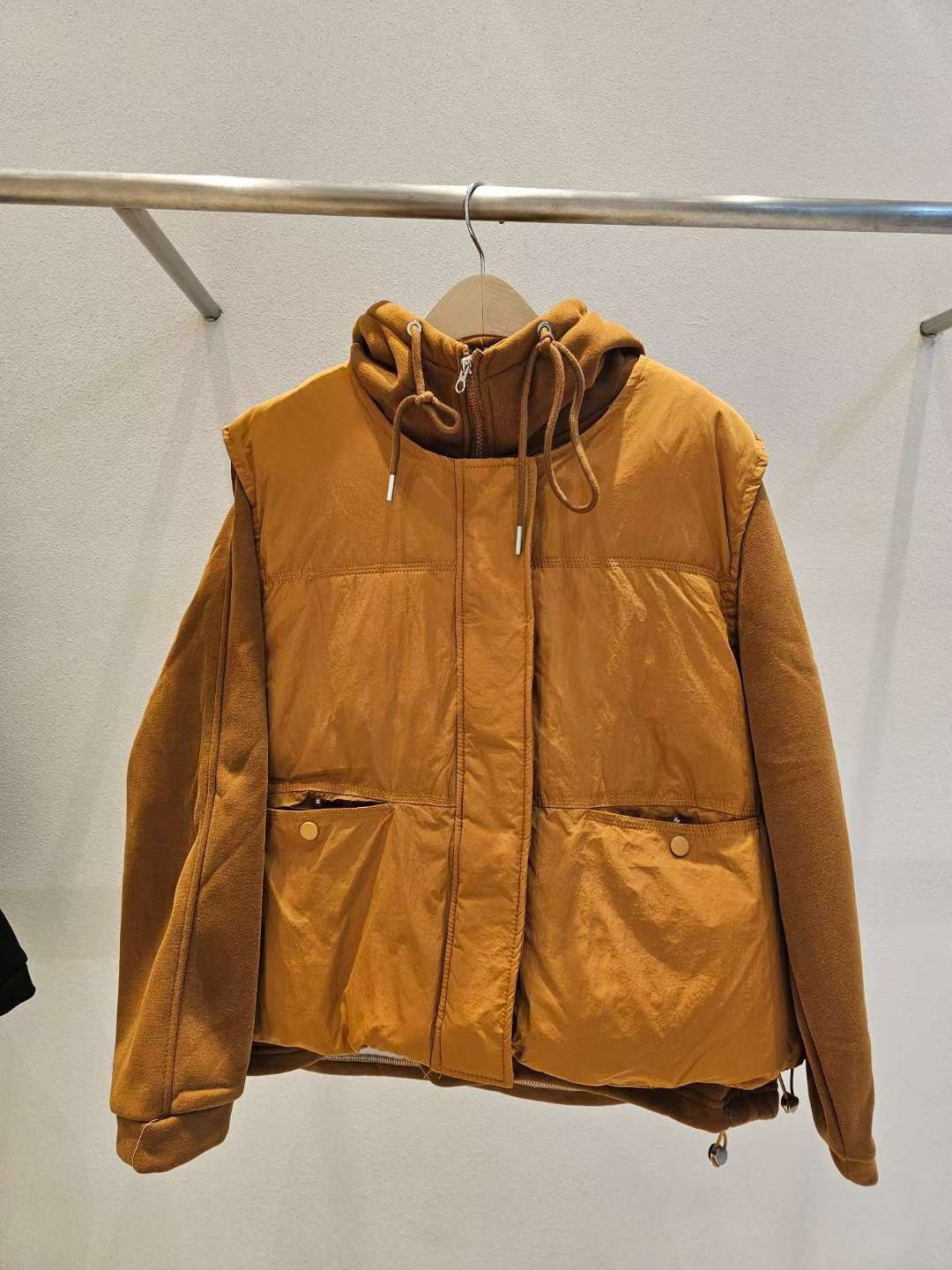 LEJAY 立體輪廓羽絨背心+薄絨連帽上衣