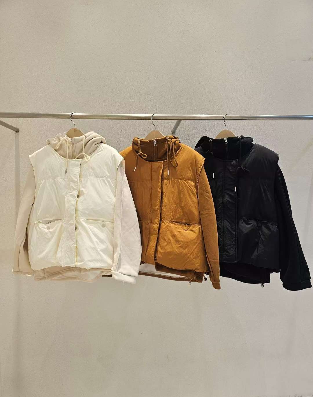 LEJAY 立體輪廓羽絨背心+薄絨連帽上衣