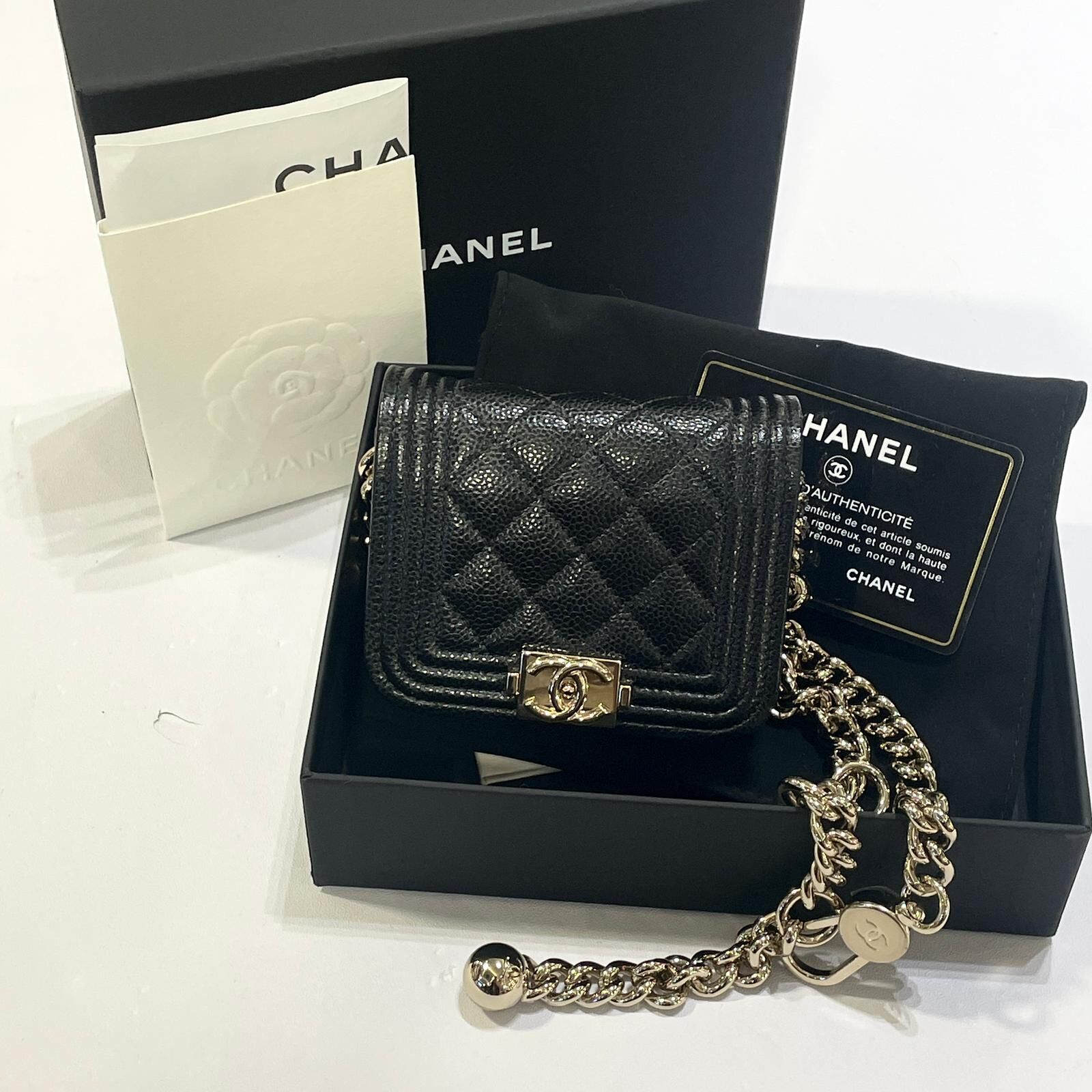 全新BOY CHANEL小廢包/腰包 AP2302 黑色荔枝皮金扣金幣鏈 #BRAND NEW #香榭站正品