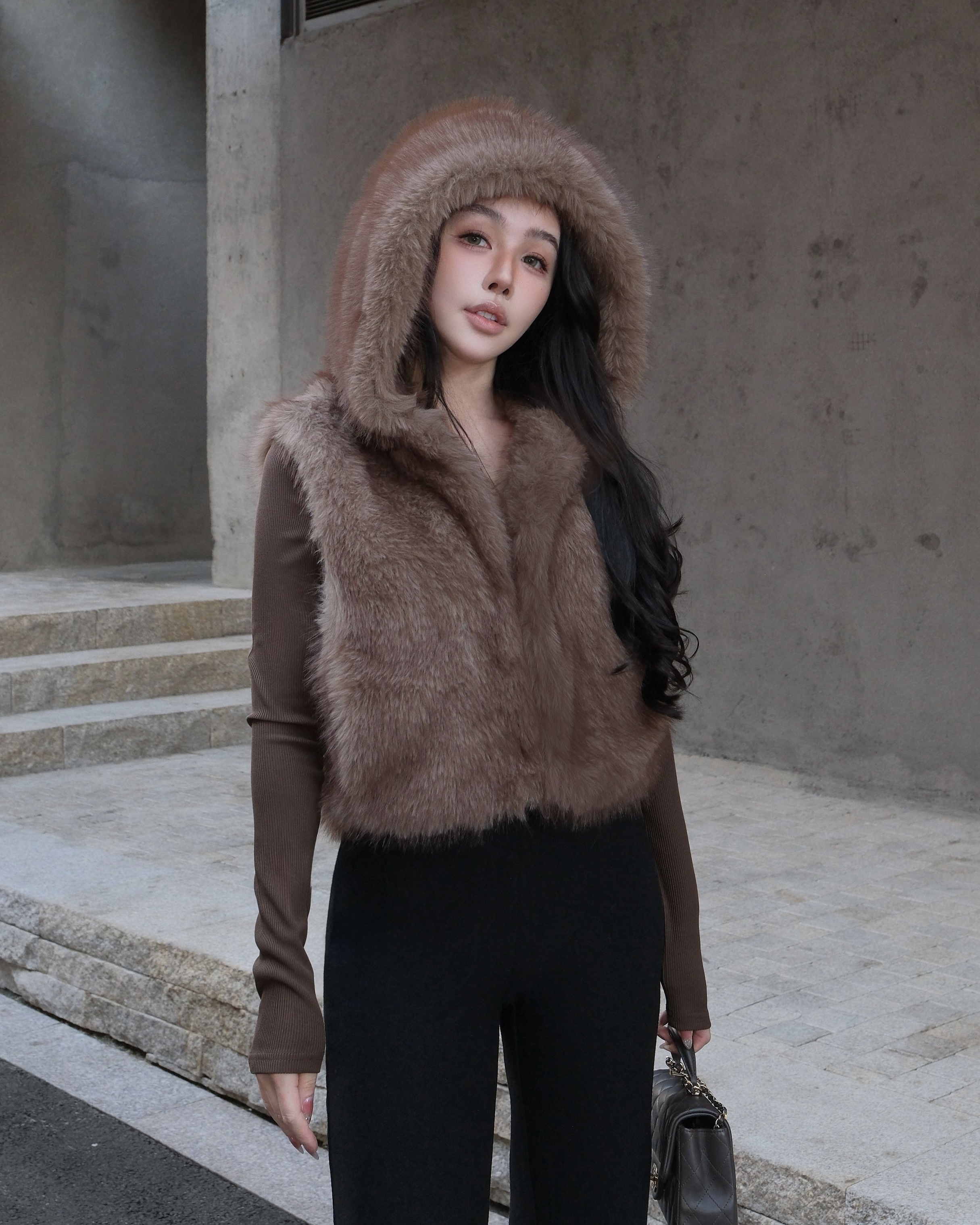 訂製-質感毛毛連帽短背心