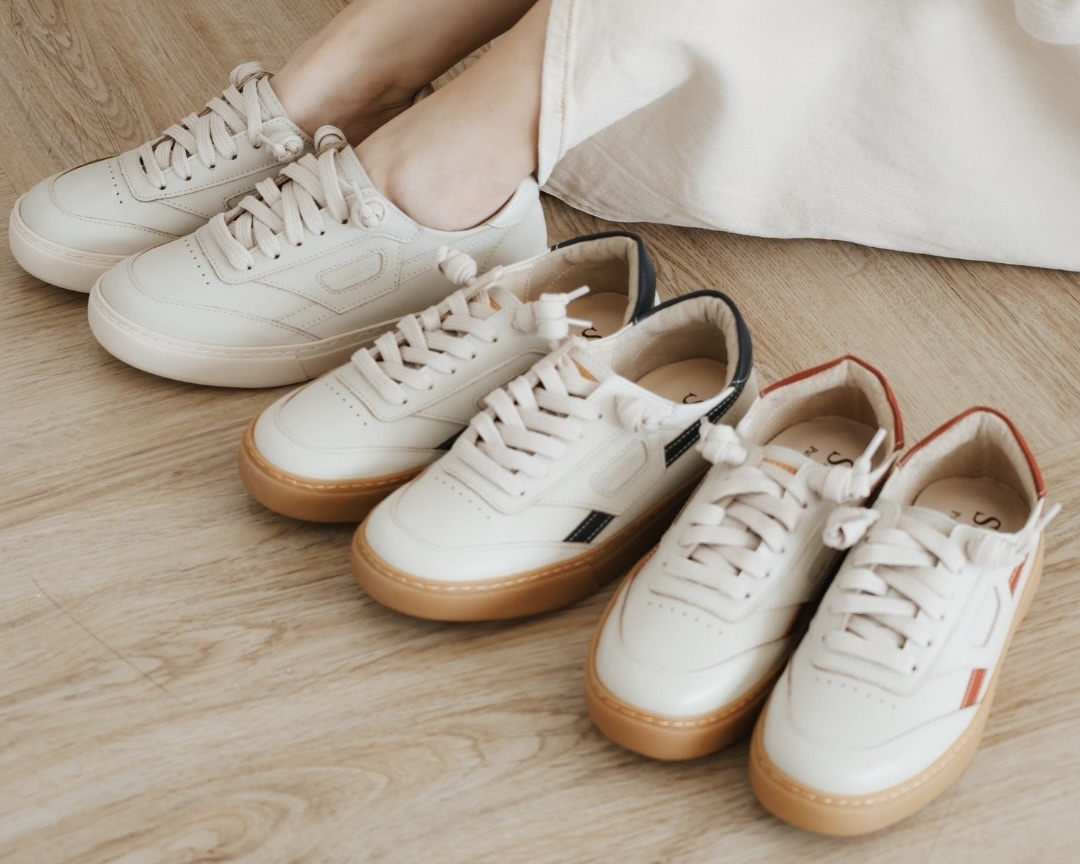 Sanly Joy 台灣設置造 南希拼色板鞋展示，堅持 MIT 高規格品質檢驗，是網路上口碑推薦的高 CP 值質感女鞋品牌。