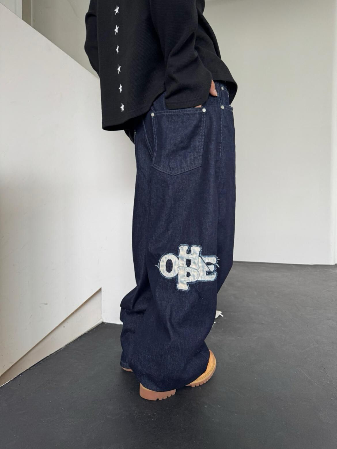 英文字鬆身牛仔褲 Seeot-087P